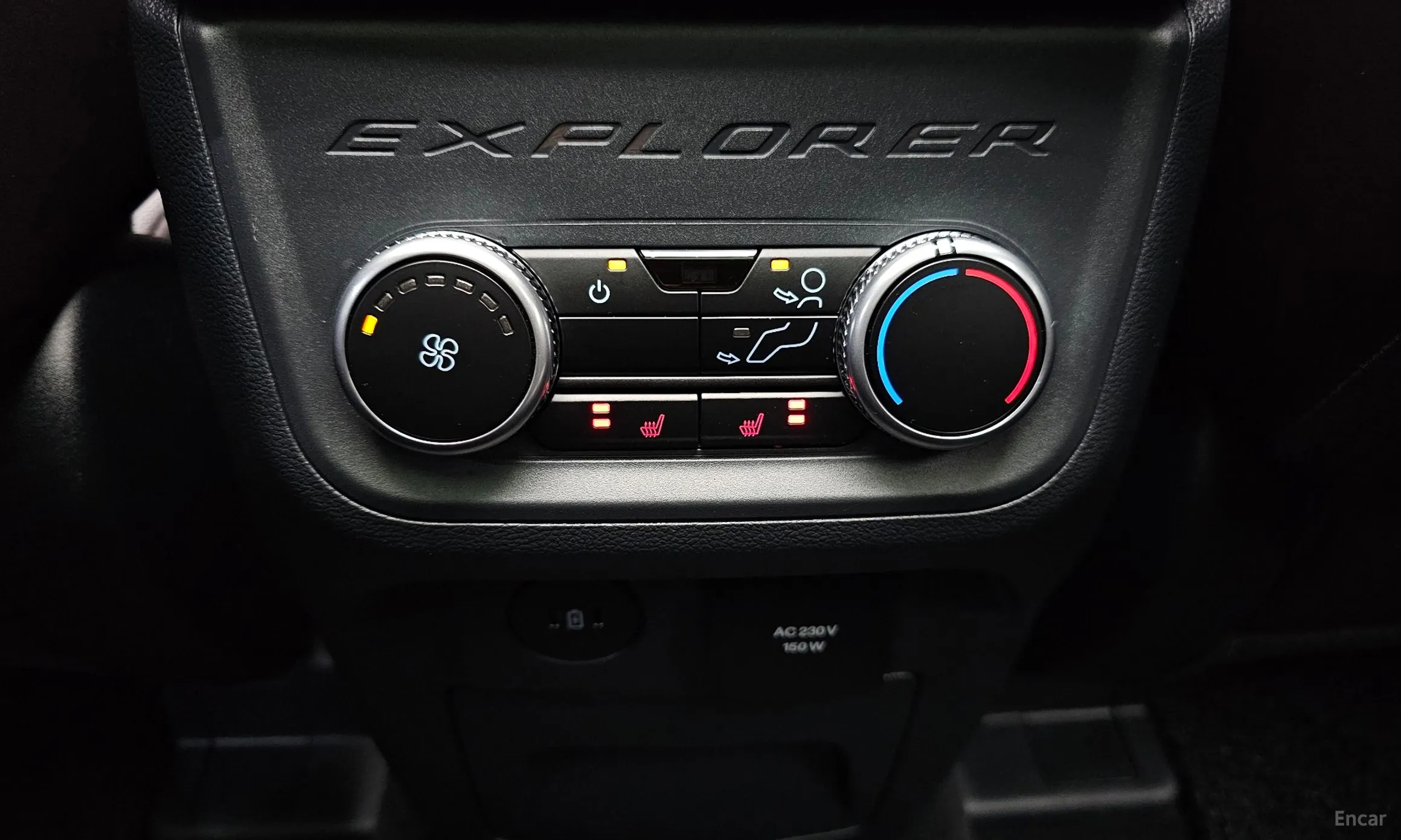 Ford Explorer 6th Generation превью 18