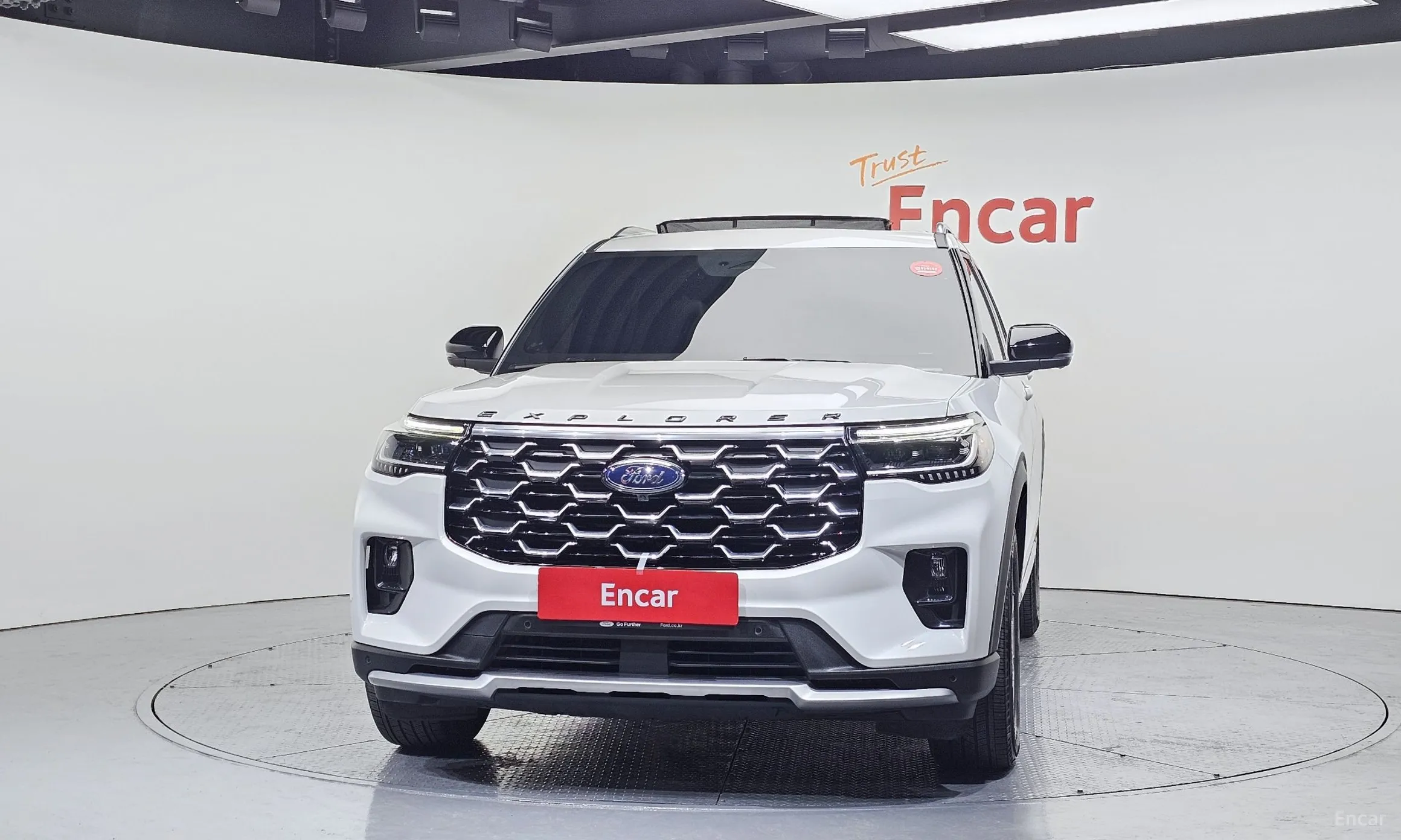 Ford Explorer 6th Generation превью 3