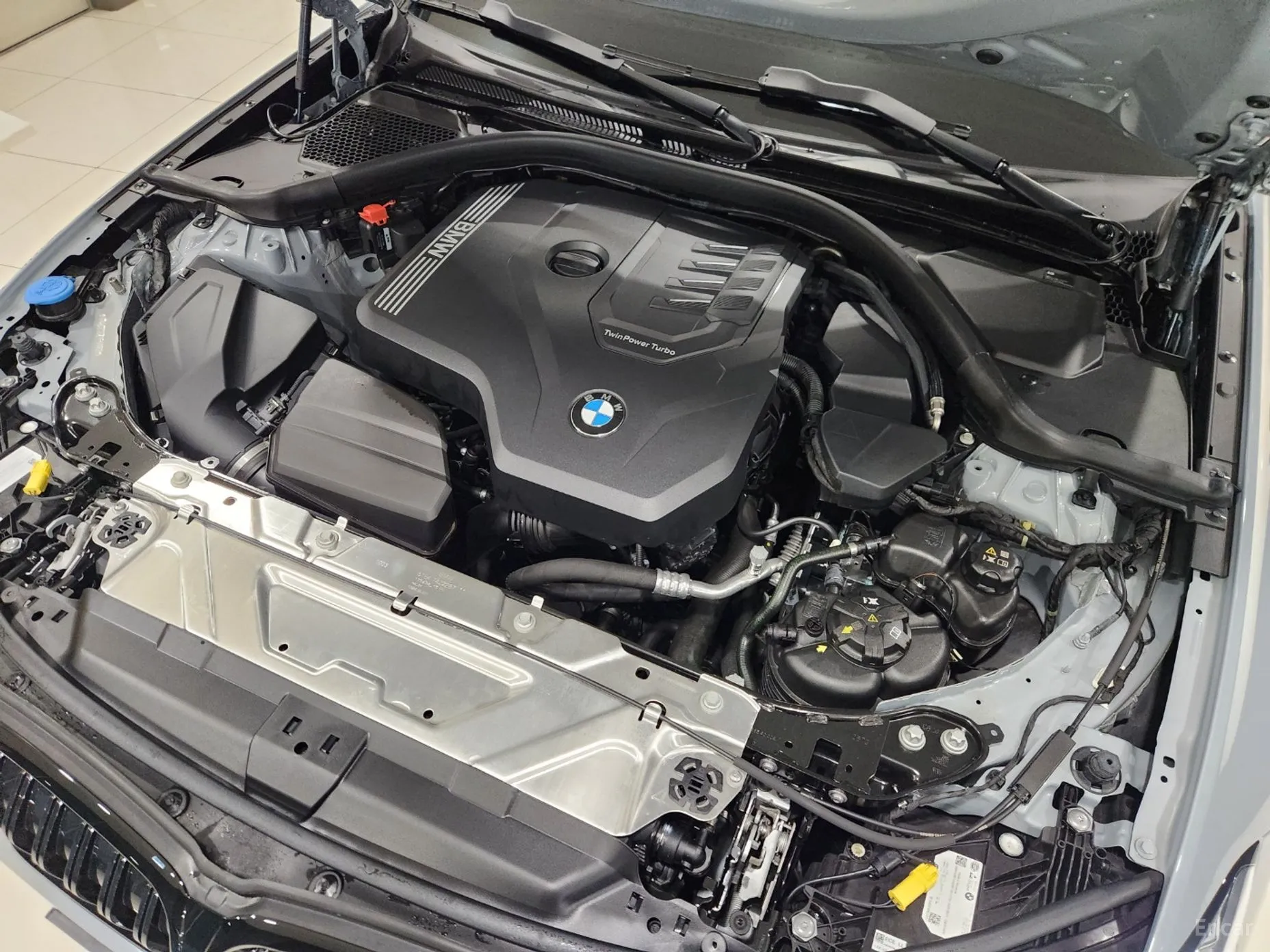 BMW 3 Series (G20) превью 6