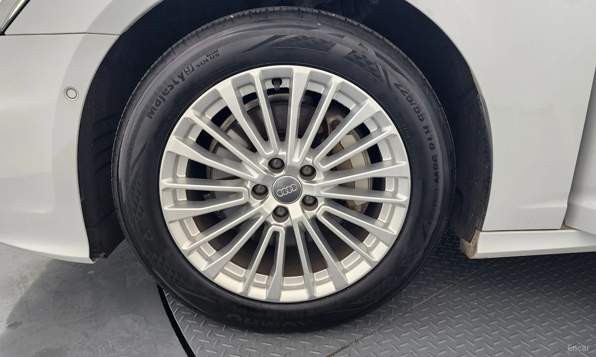 Audi A6 (C8) превью 5