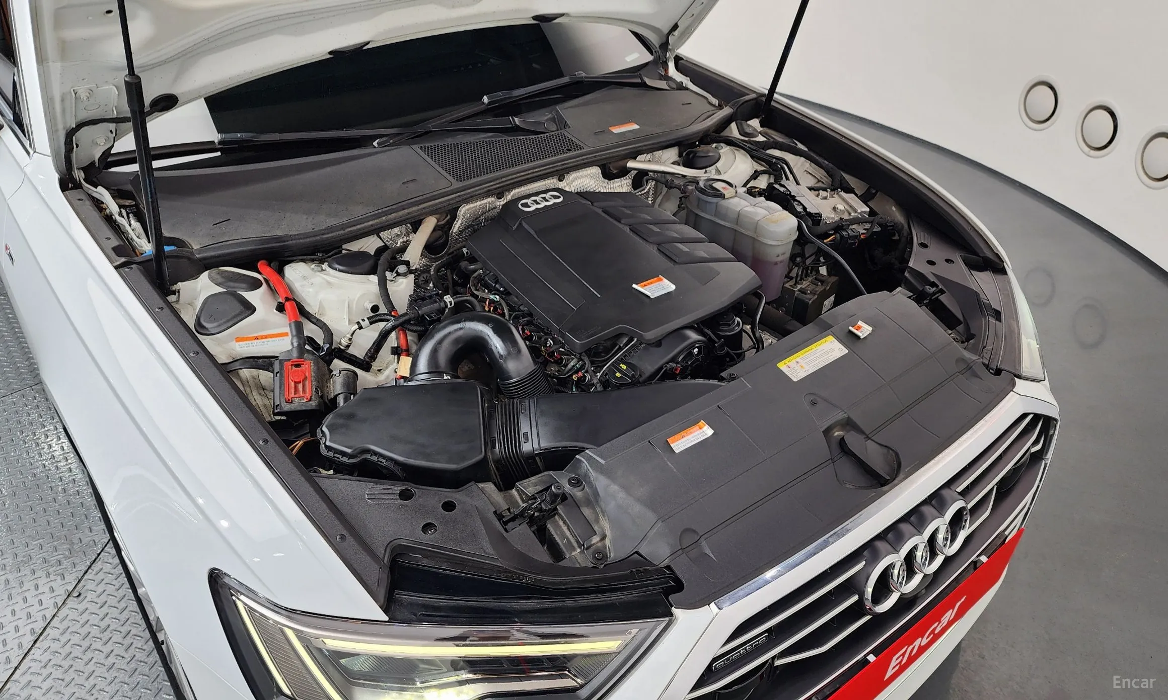 Audi A6 (C8) превью 6