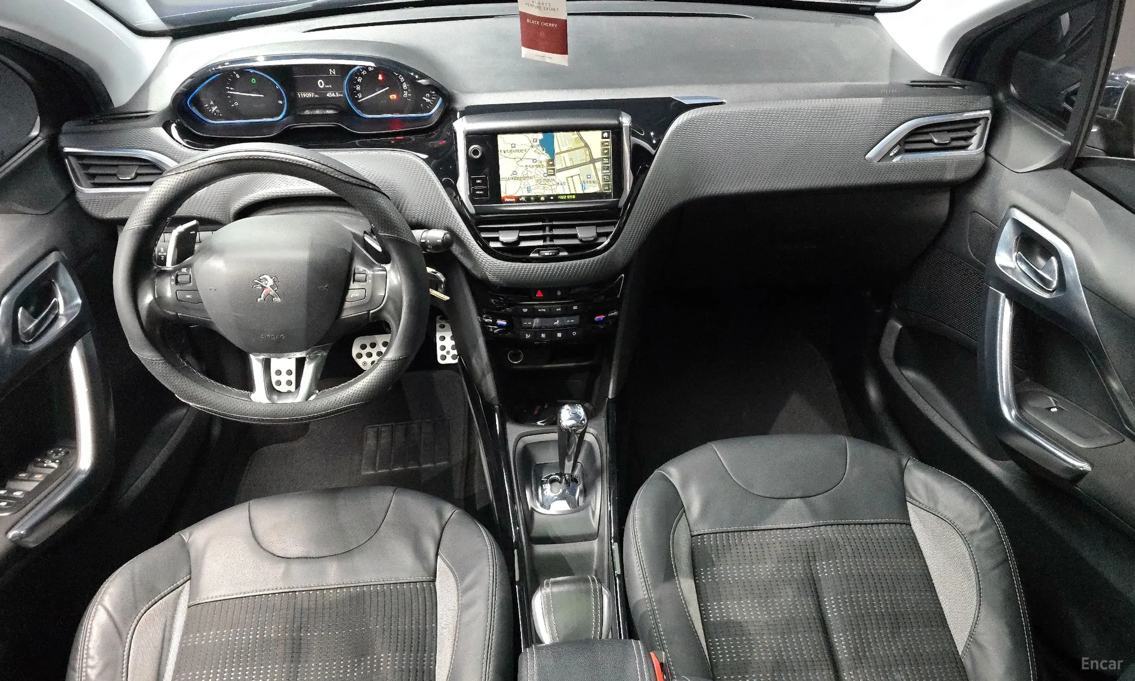 Peugeot 2008. превью 7