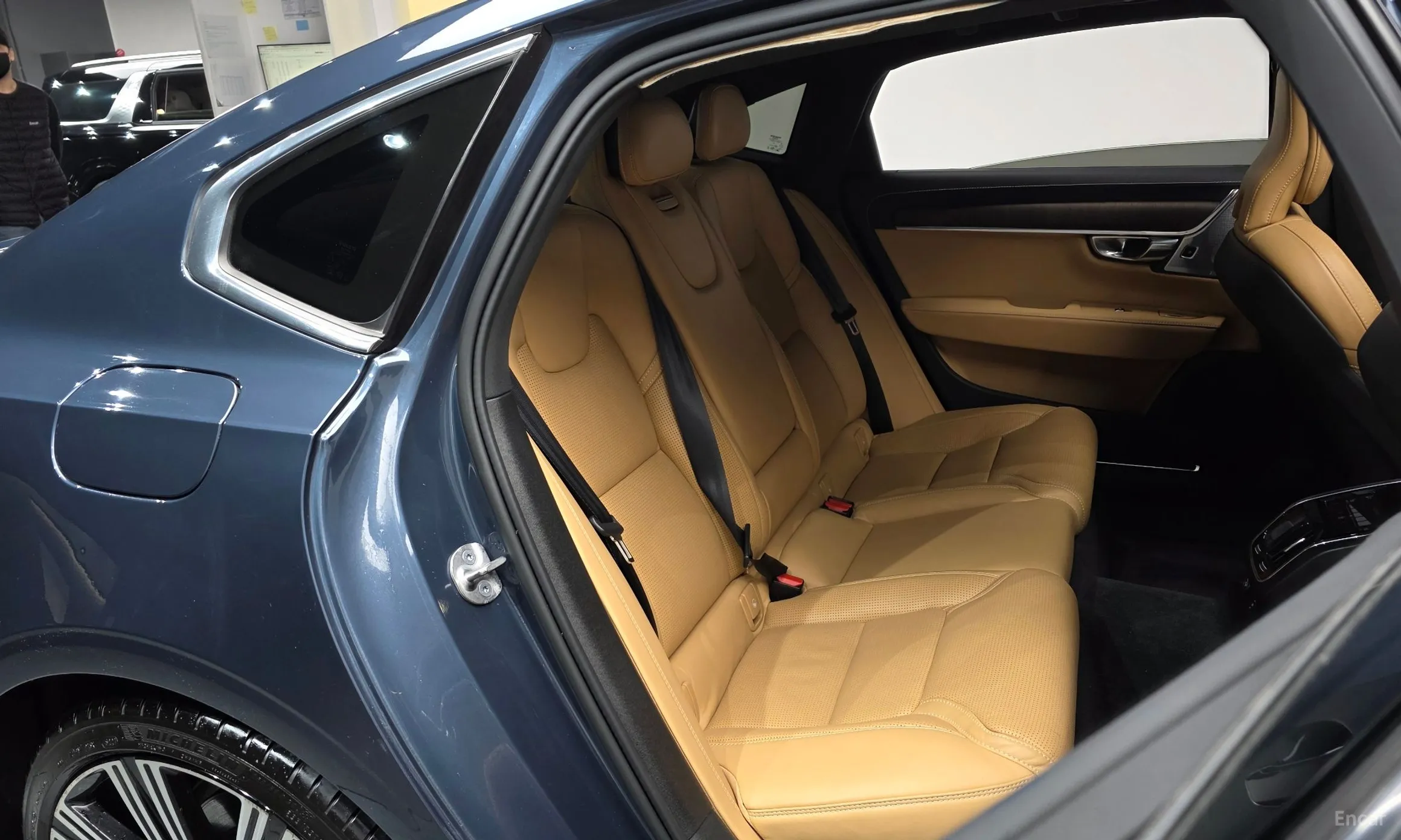 Volvo S90 превью 11