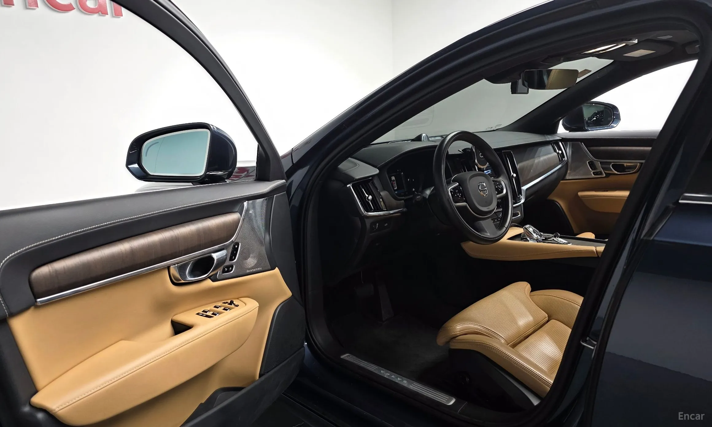 Volvo S90 превью 12