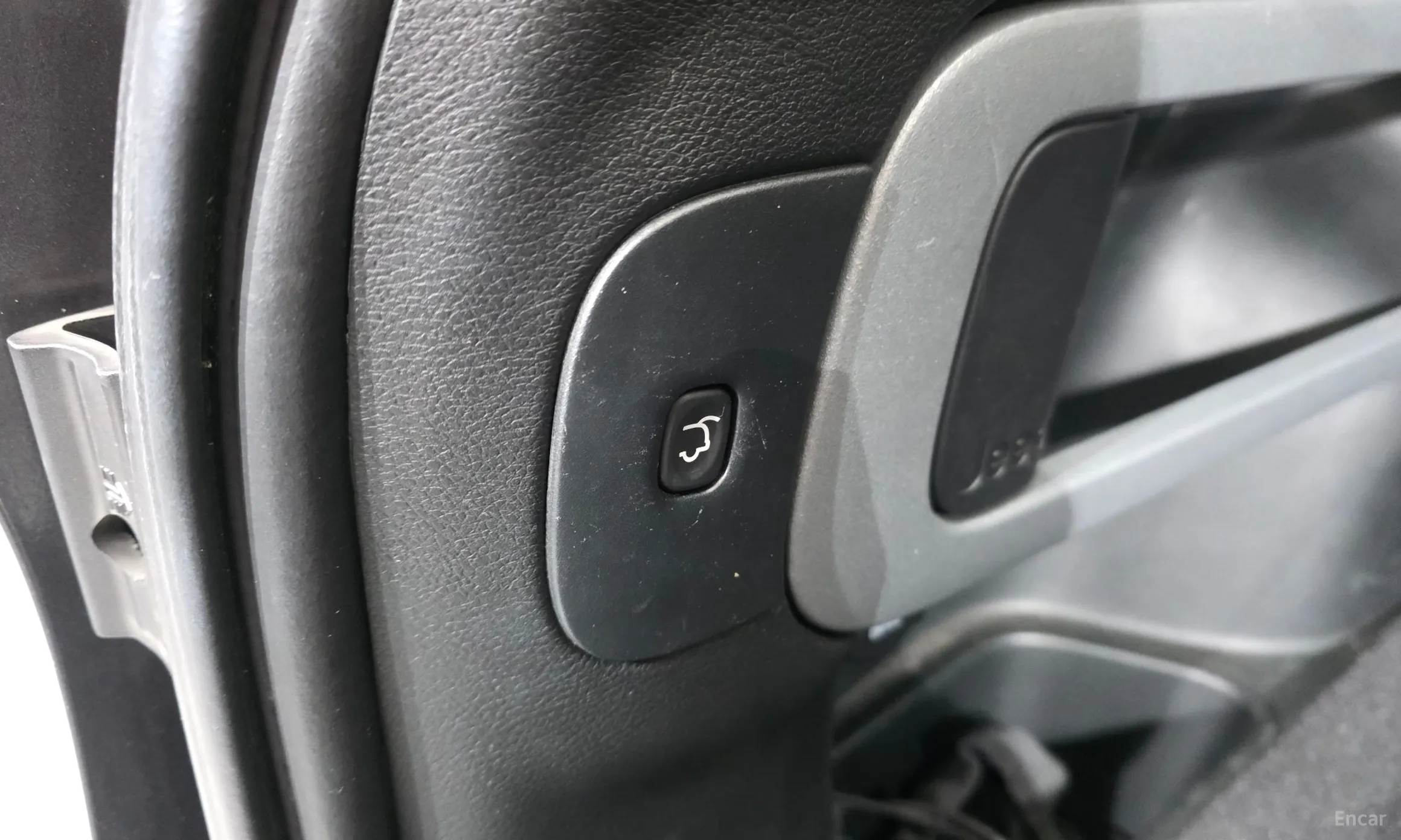 Jeep Cherokee (KL) превью 20