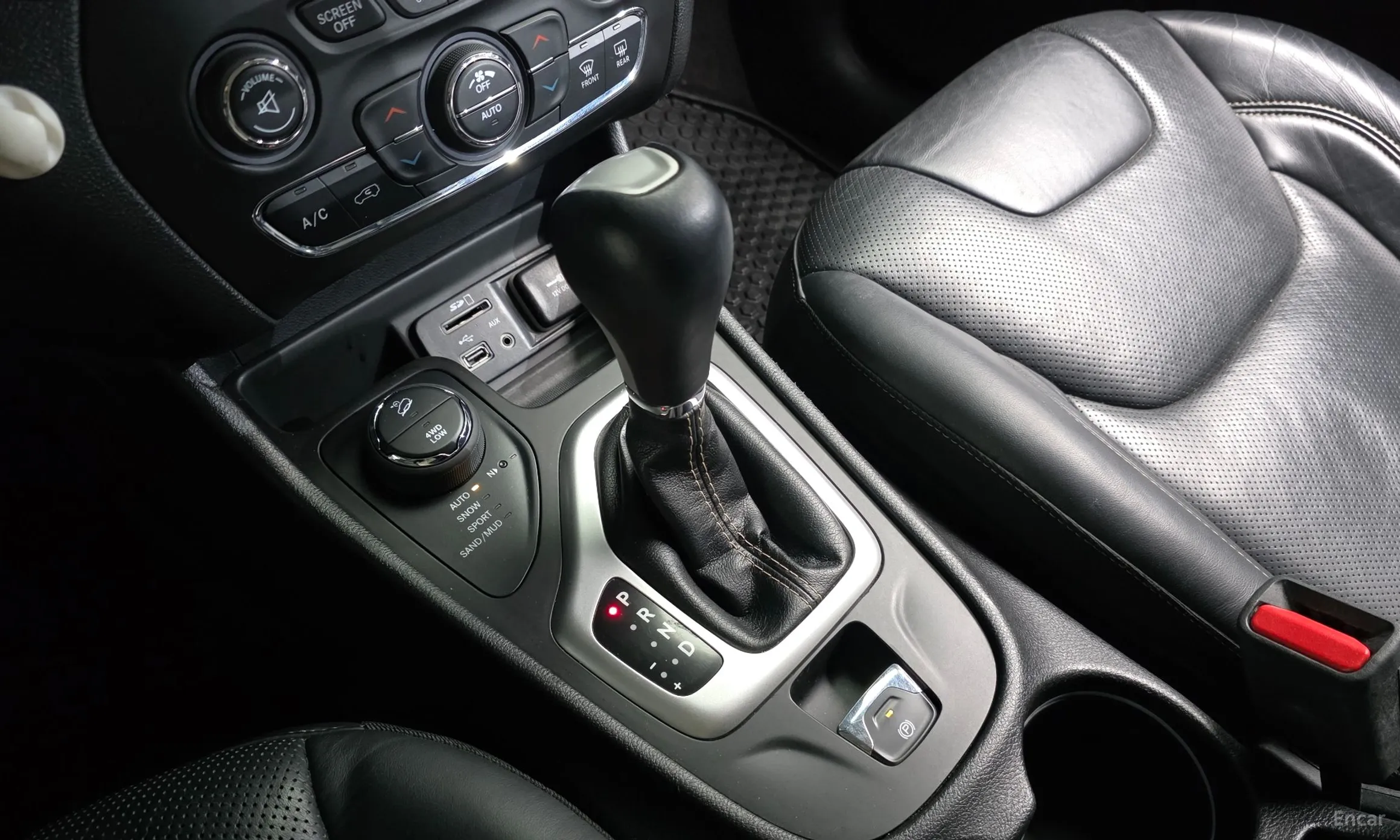 Jeep Cherokee (KL) превью 9