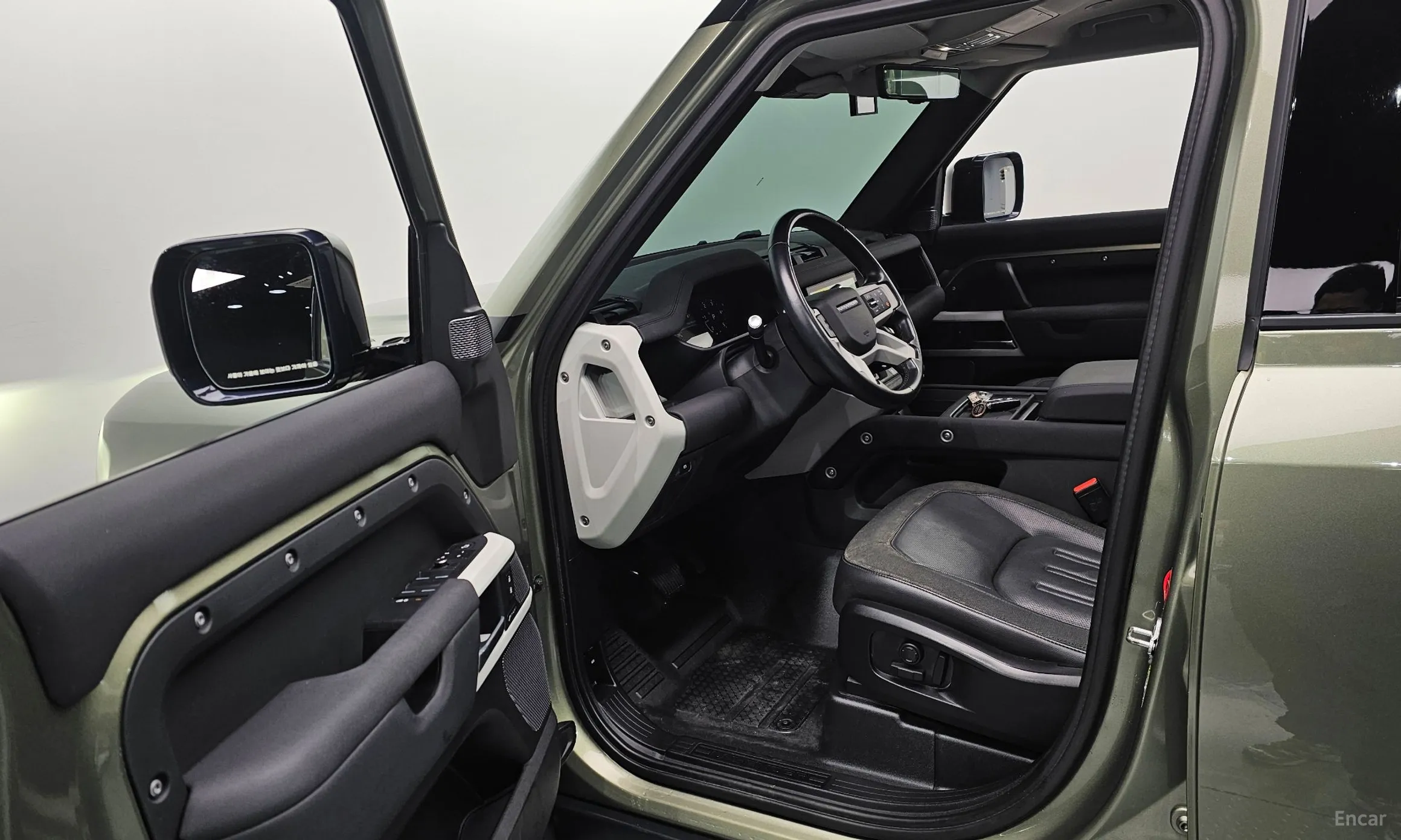 Land Rover Defender (L663) превью 11