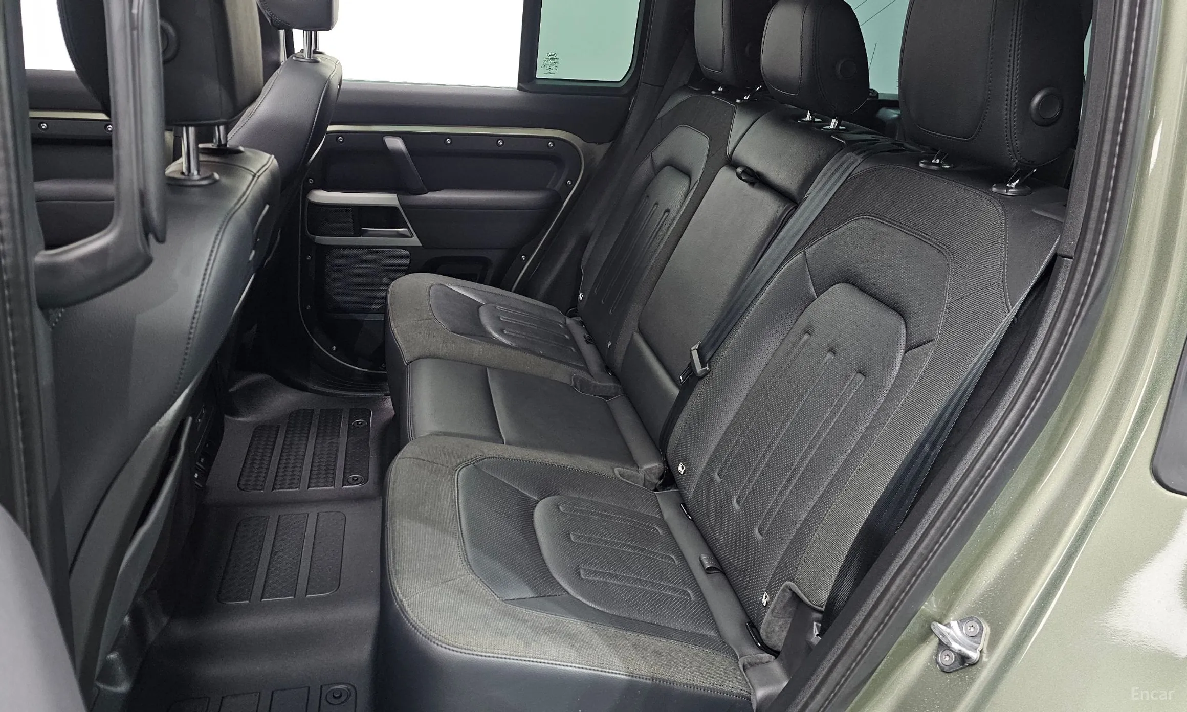 Land Rover Defender (L663) превью 12