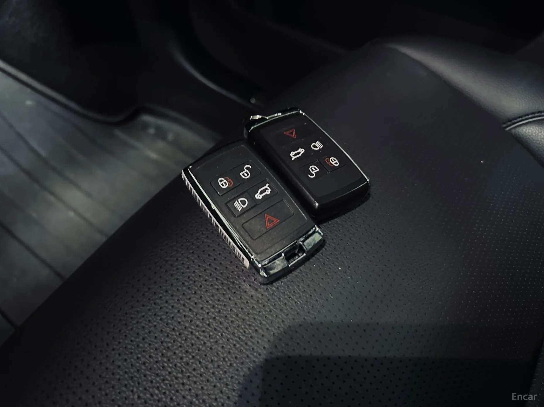 Land Rover Discovery Sports превью 15