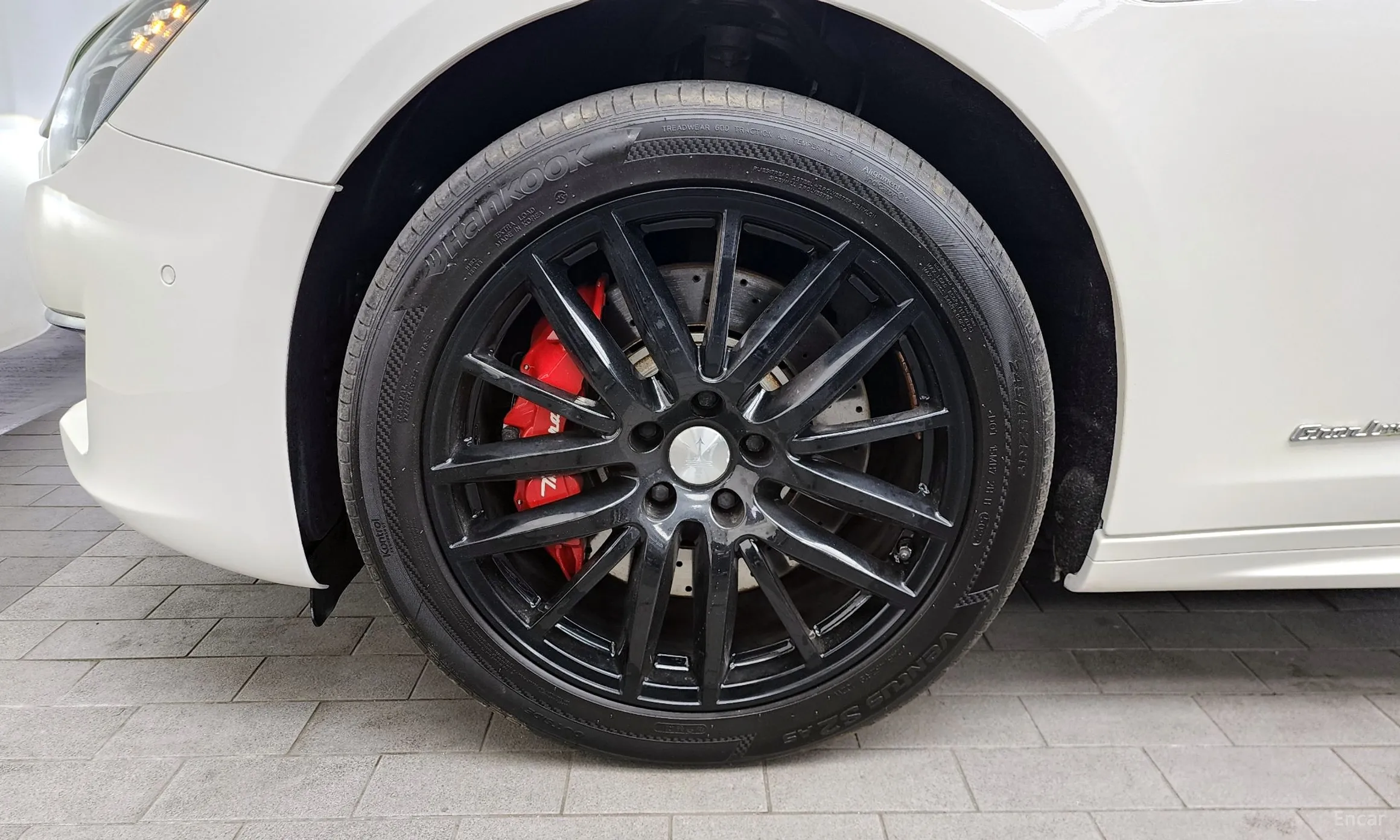 Maserati Ghibli превью 5