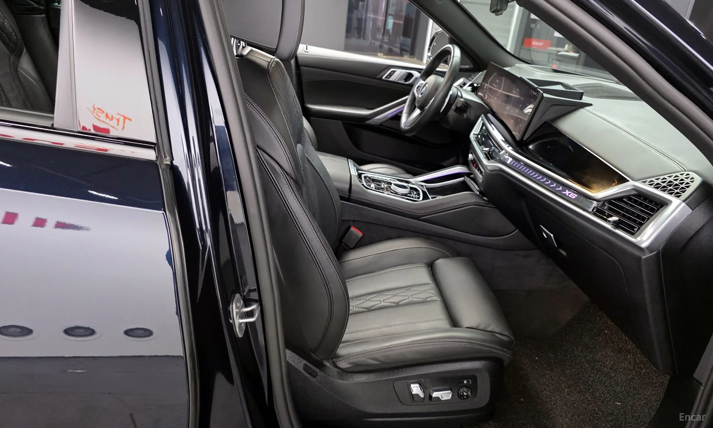 BMW X6 (G06) превью 12