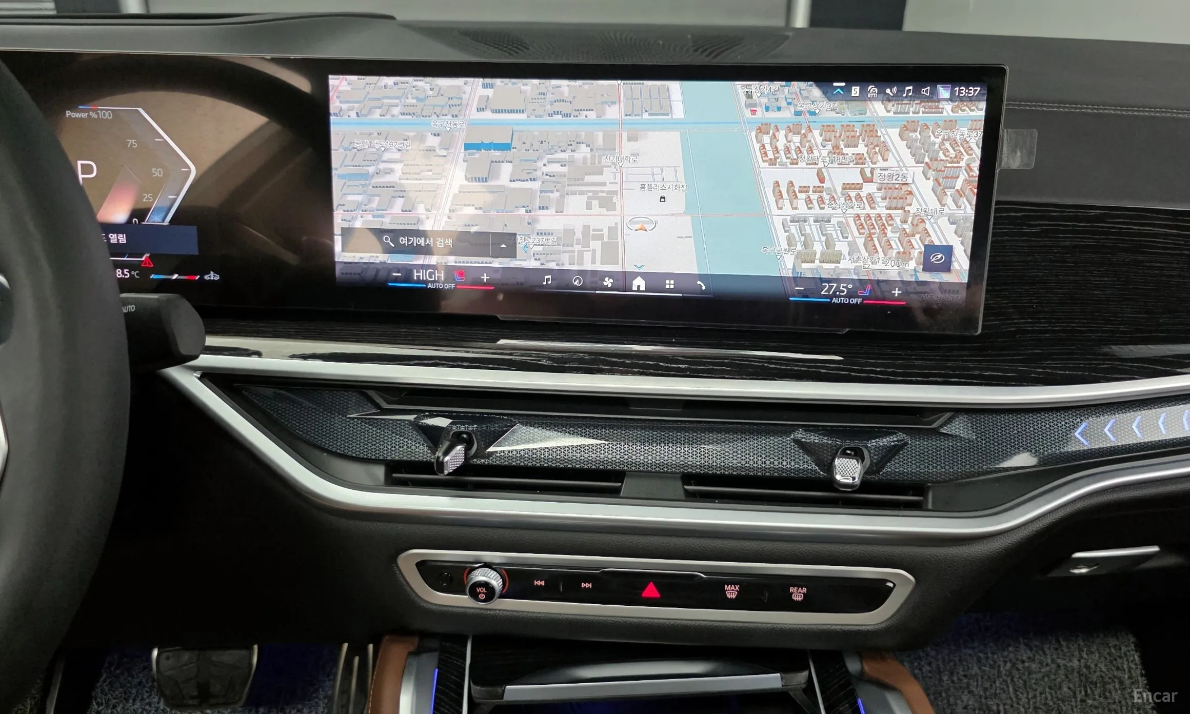 BMW X6 (G06) превью 17