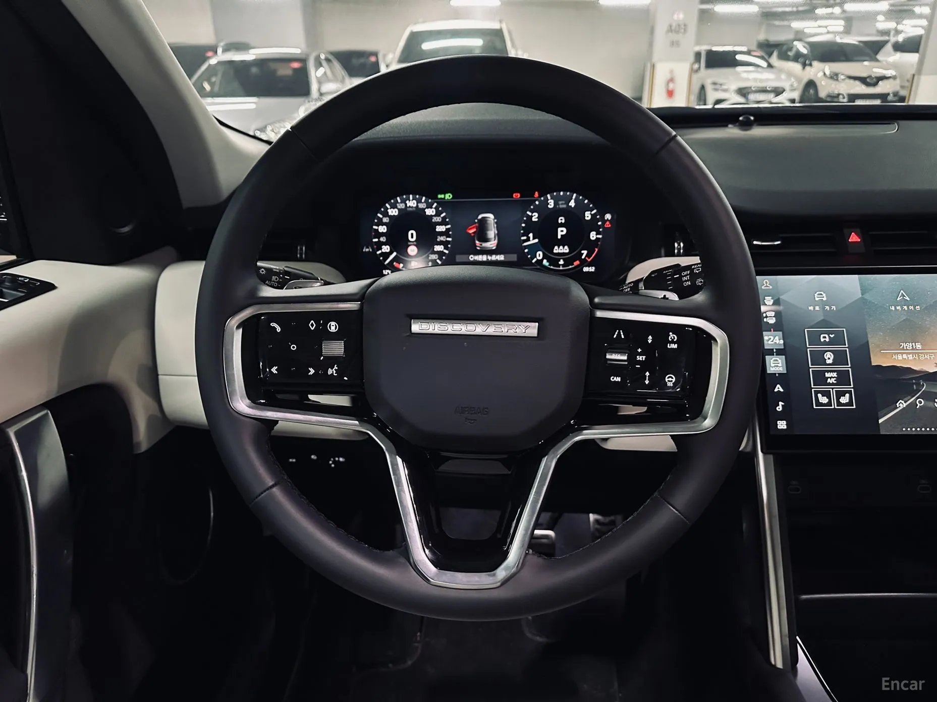 Land Rover Discovery Sports превью 10