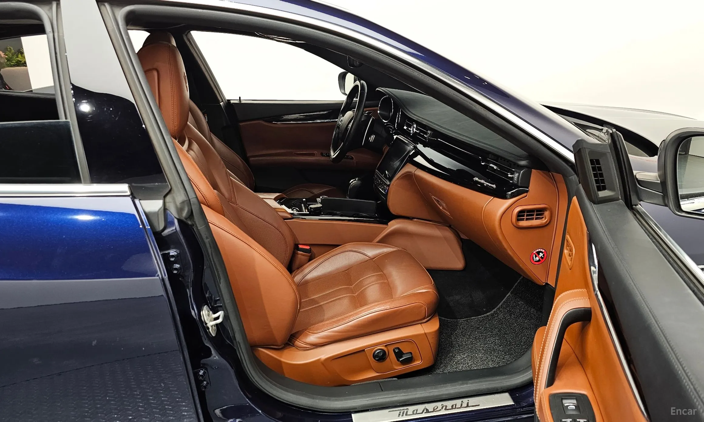 Maserati Quattroporte превью 11