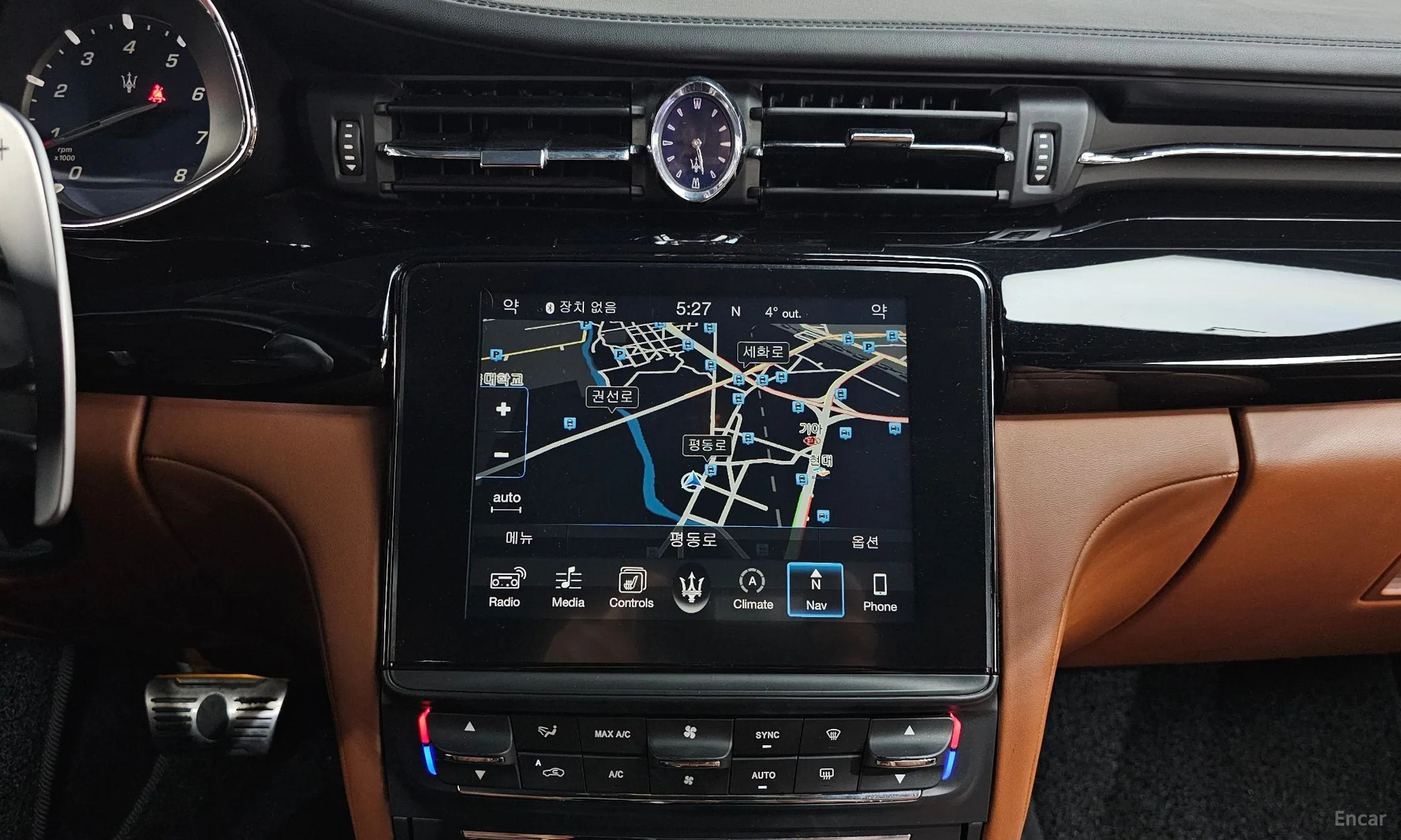 Maserati Quattroporte превью 14
