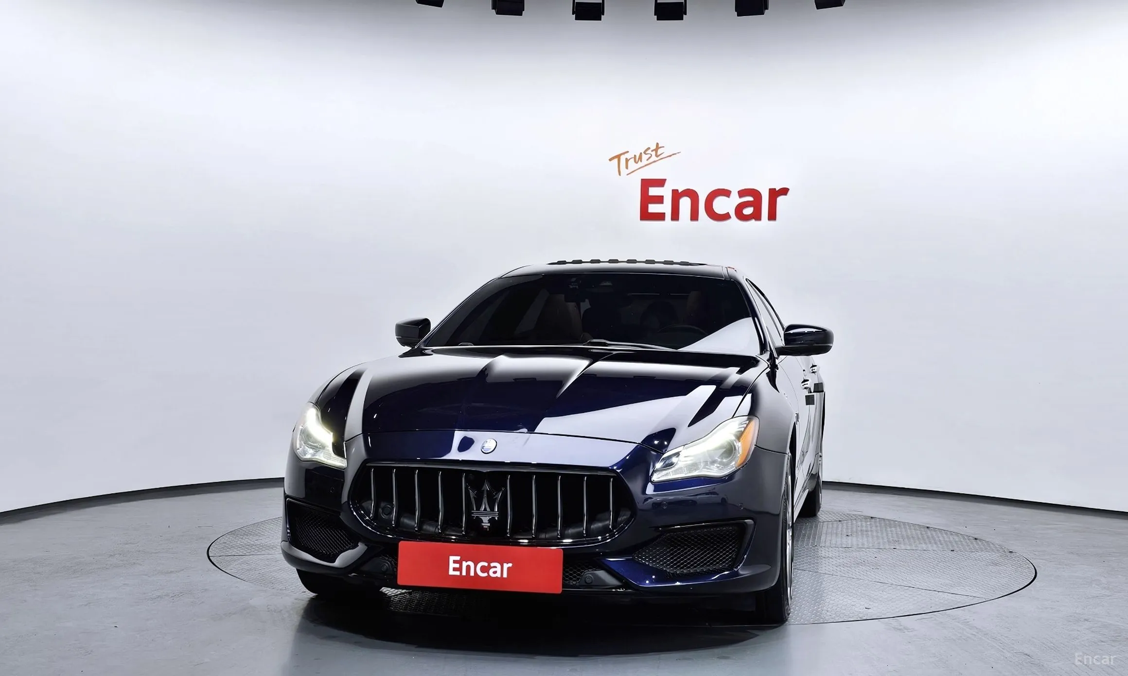 Maserati Quattroporte превью 3