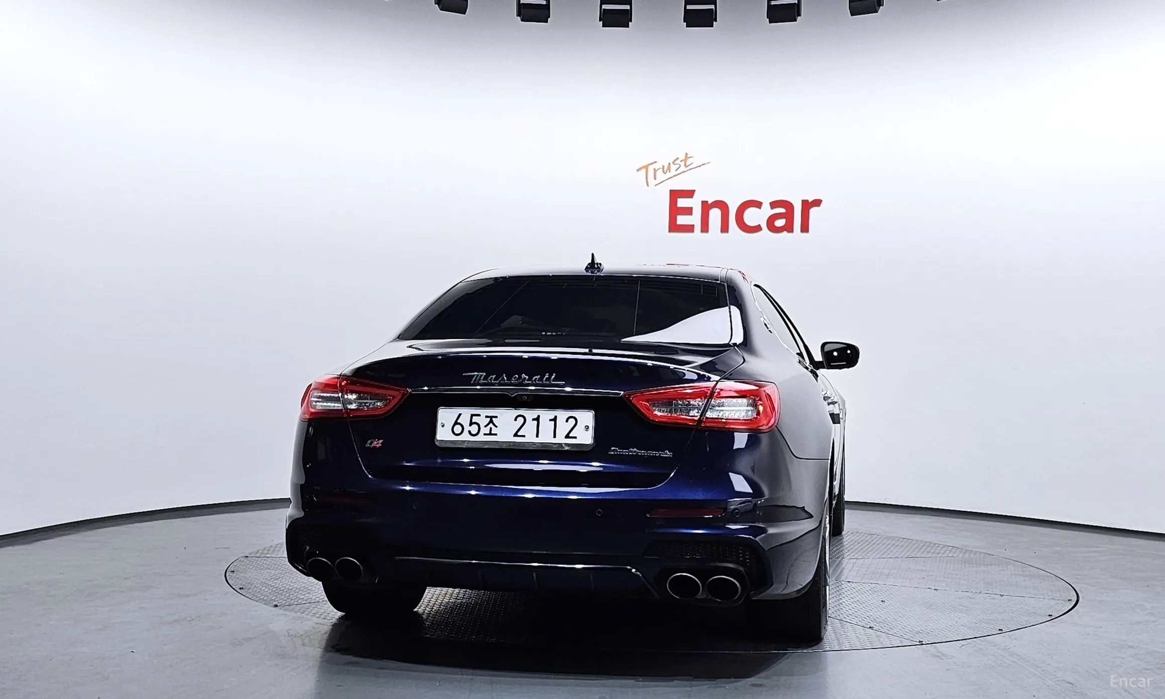 Maserati Quattroporte превью 4