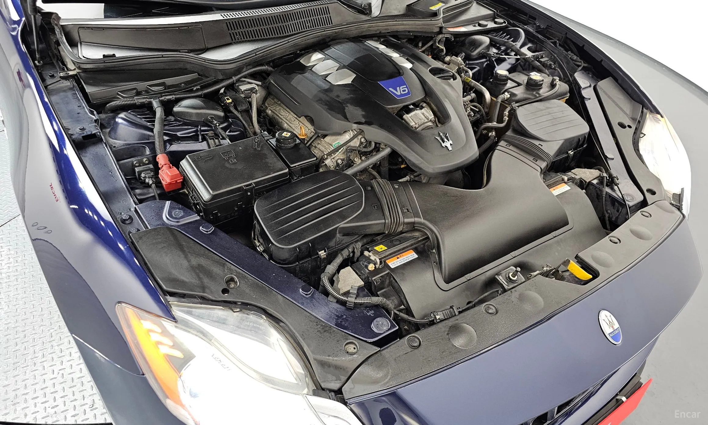 Maserati Quattroporte превью 6