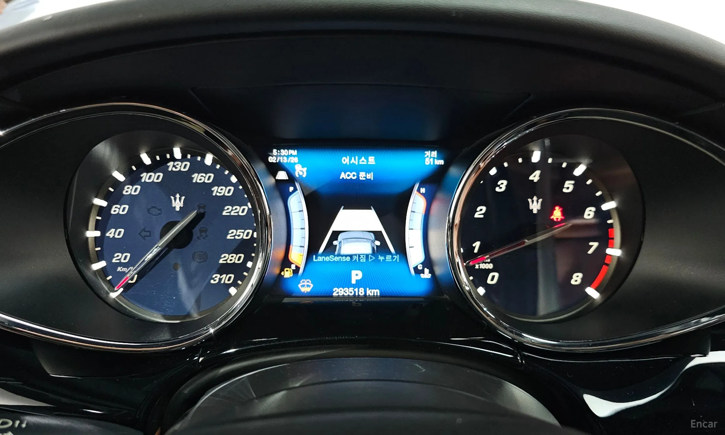 Maserati Quattroporte превью 8