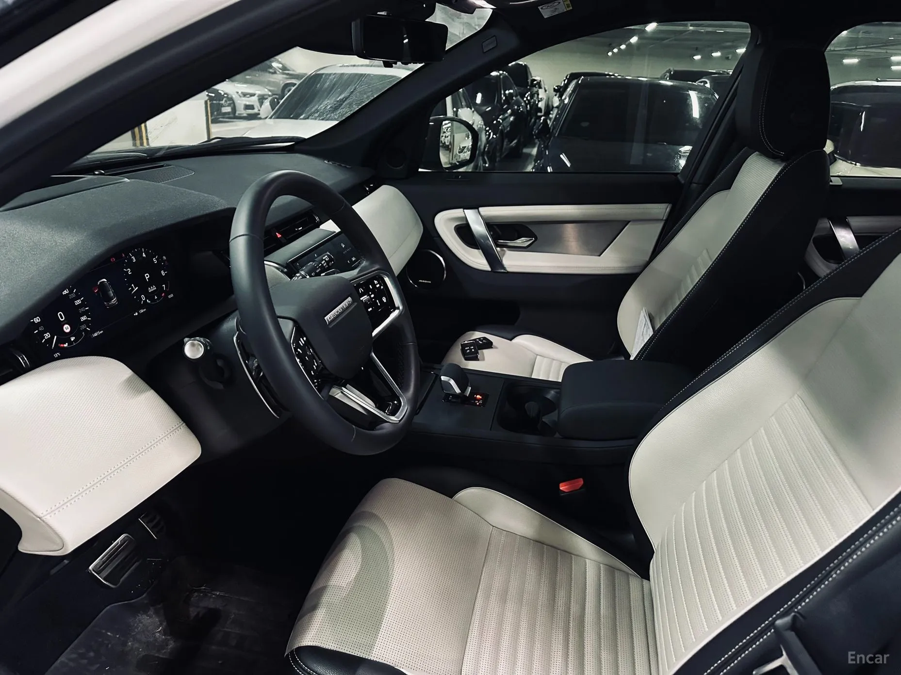 Land Rover Discovery Sports превью 10