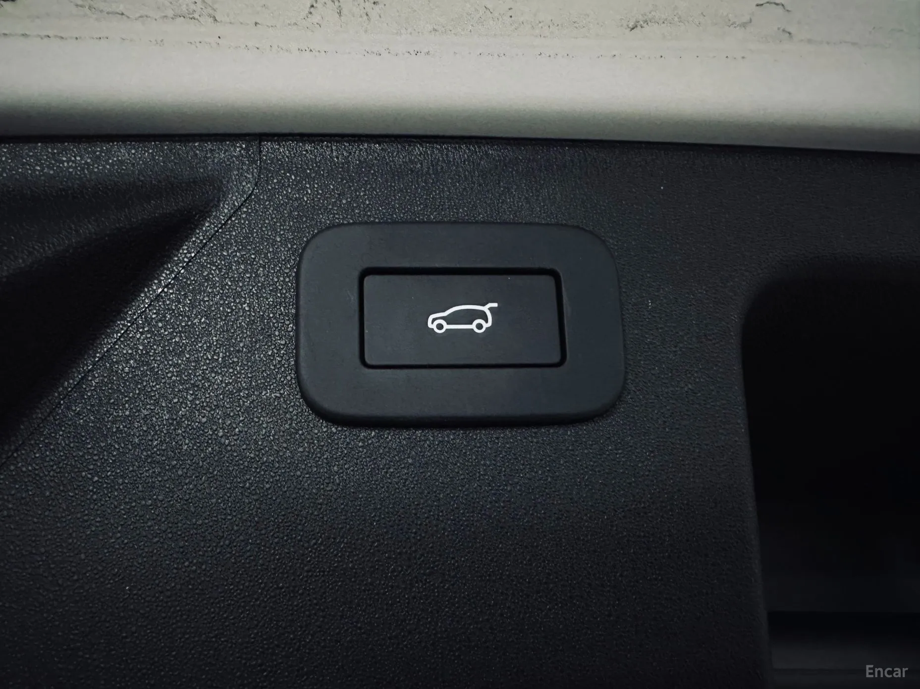 Land Rover Discovery Sports превью 18