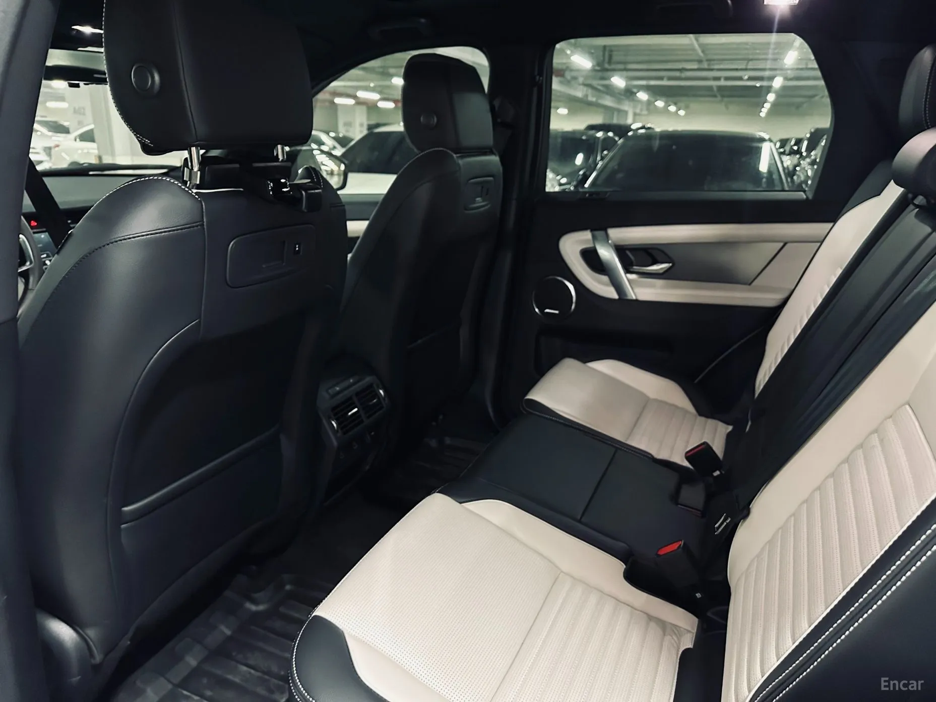 Land Rover Discovery Sports превью 8