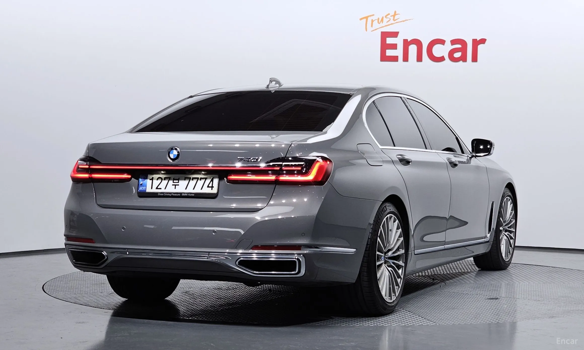 BMW 7 Series (G11)