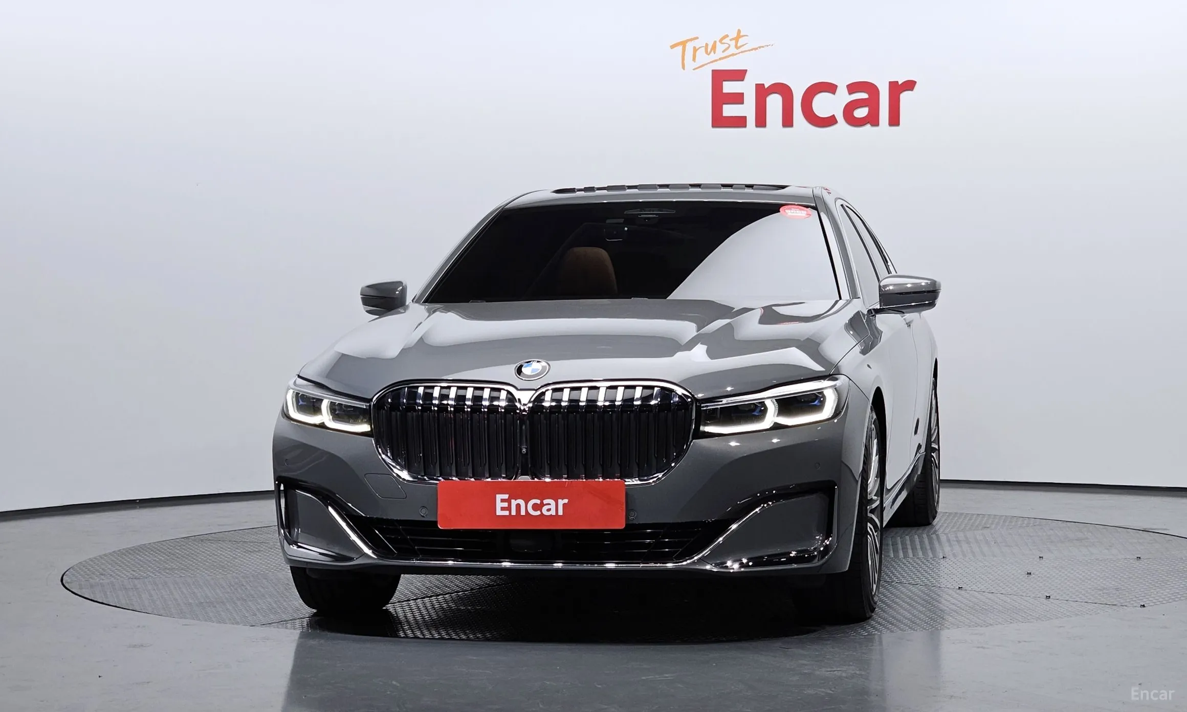BMW 7 Series (G11) превью 3
