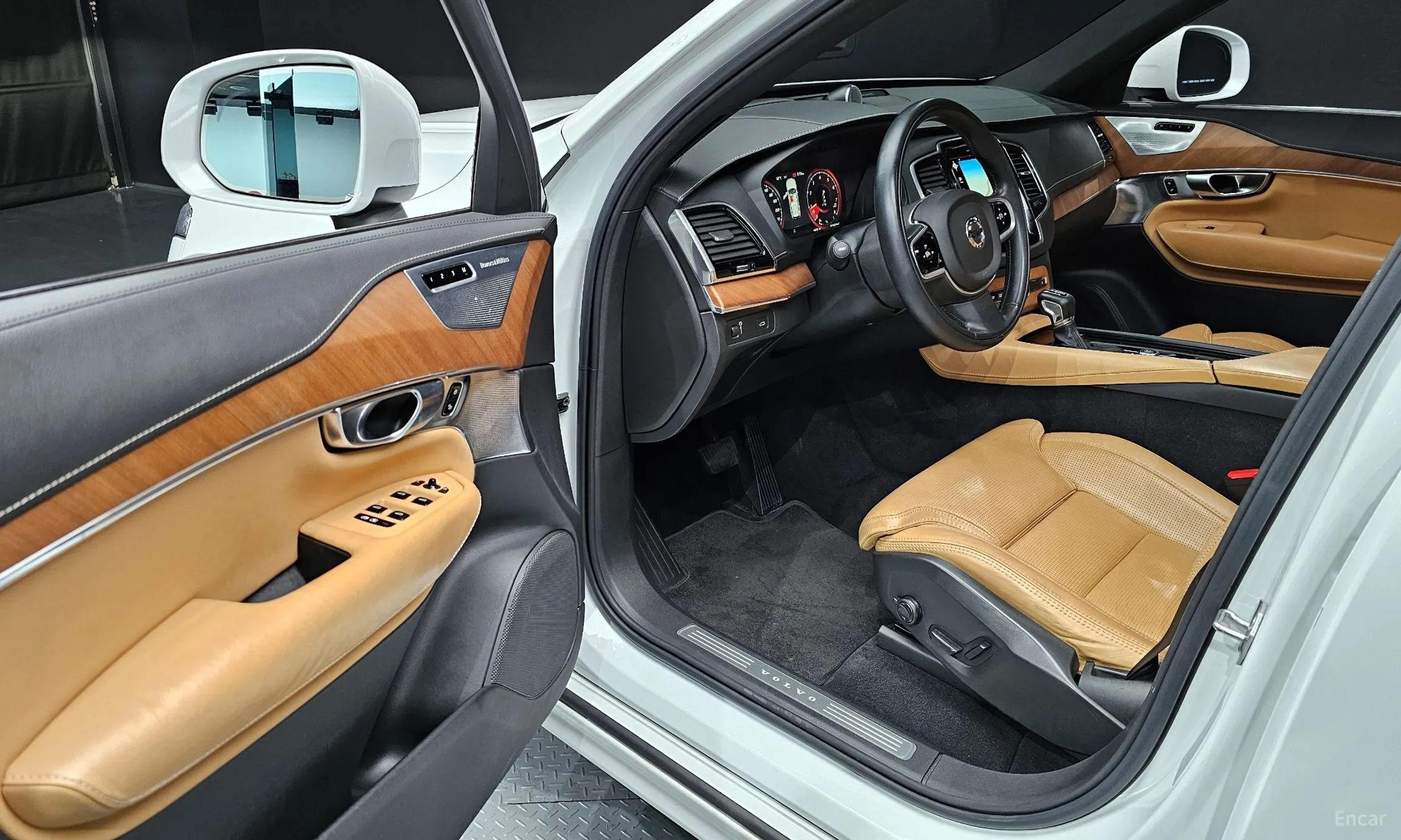 Volvo XC90 Gen 2 превью 11
