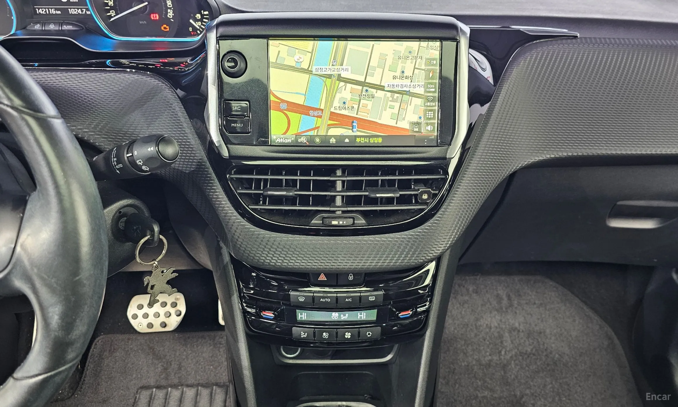 Peugeot 2008. превью 14
