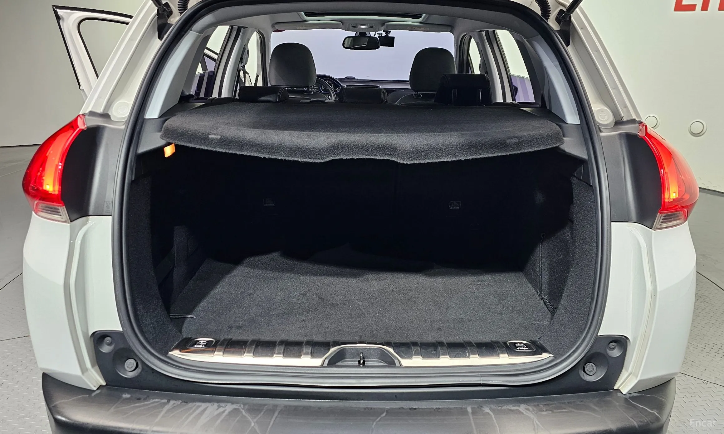 Peugeot 2008. превью 20