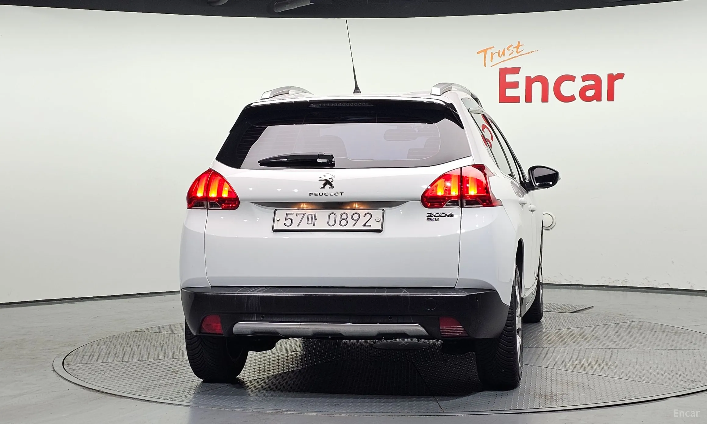Peugeot 2008. превью 4