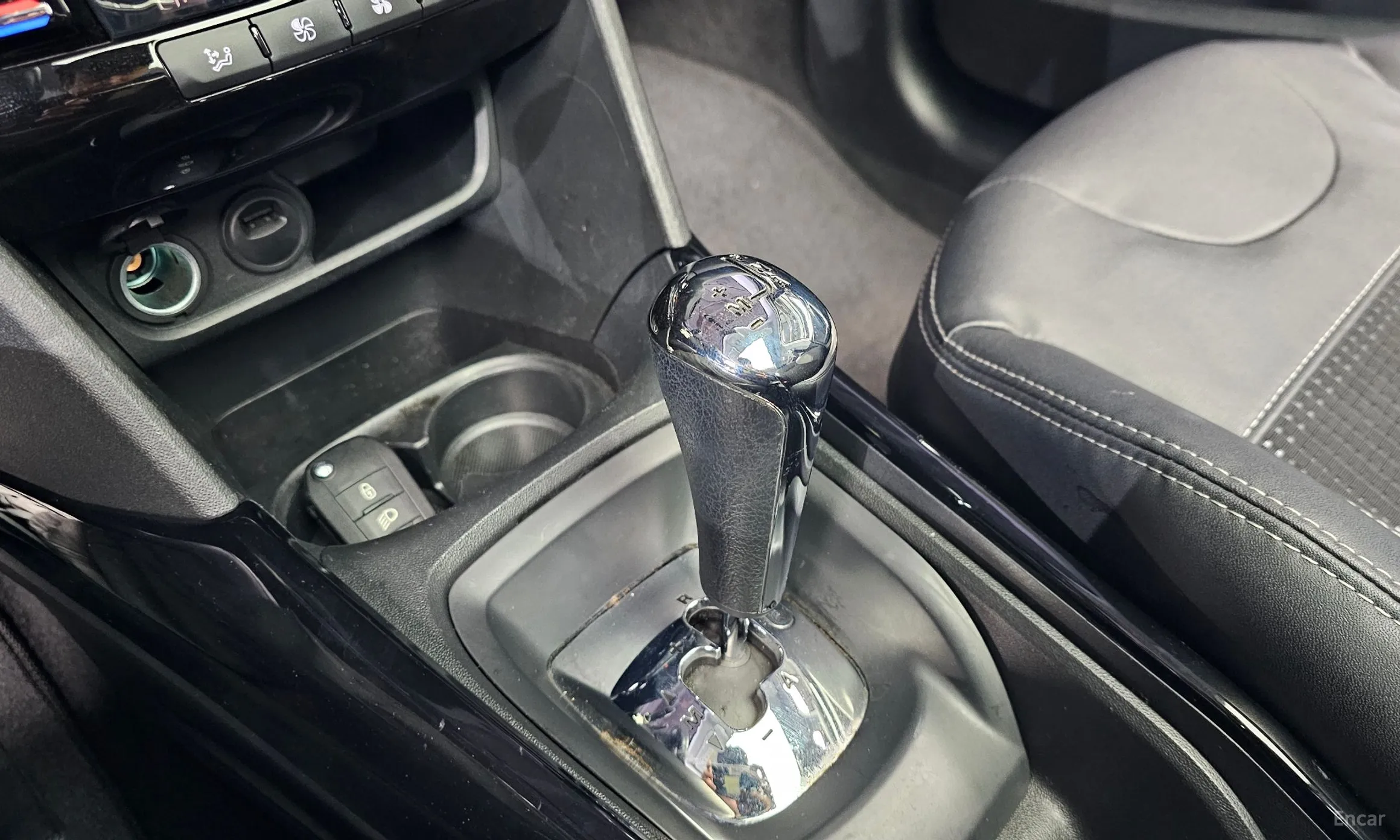 Peugeot 2008. превью 9