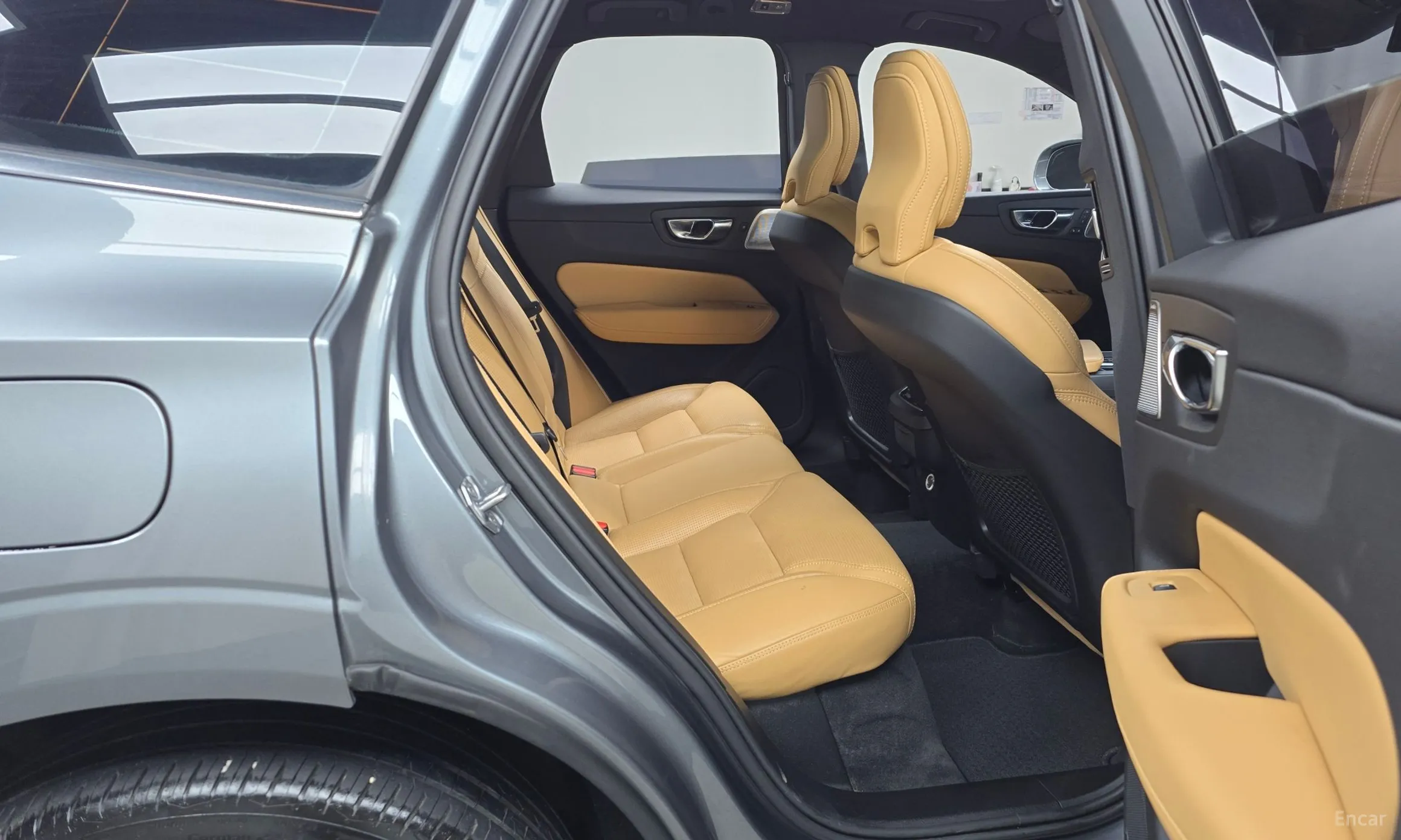 Volvo XC60 Gen 2 превью 12