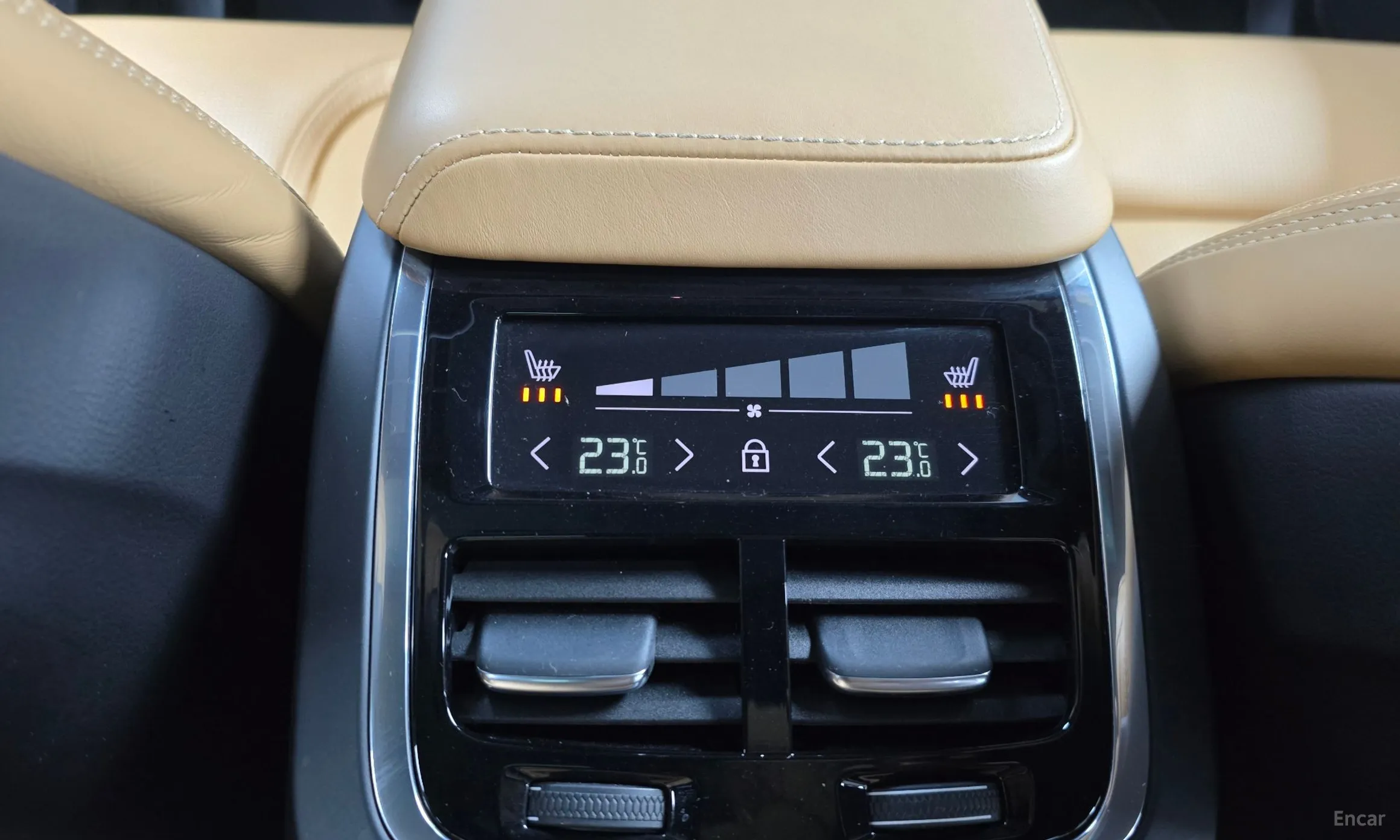 Volvo XC60 Gen 2 превью 18