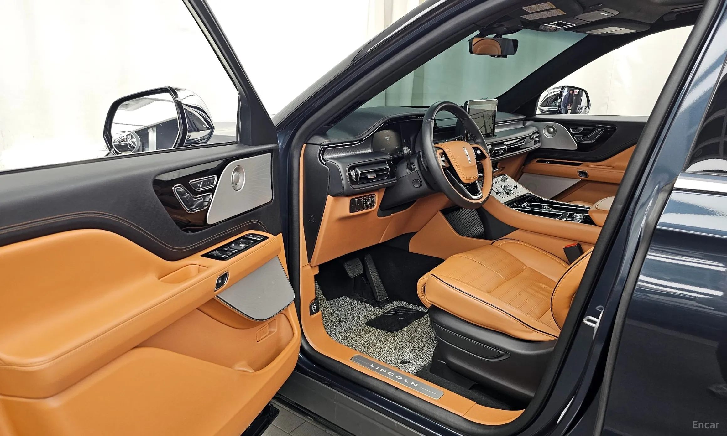 Lincoln Aviator 2nd Generation превью 10