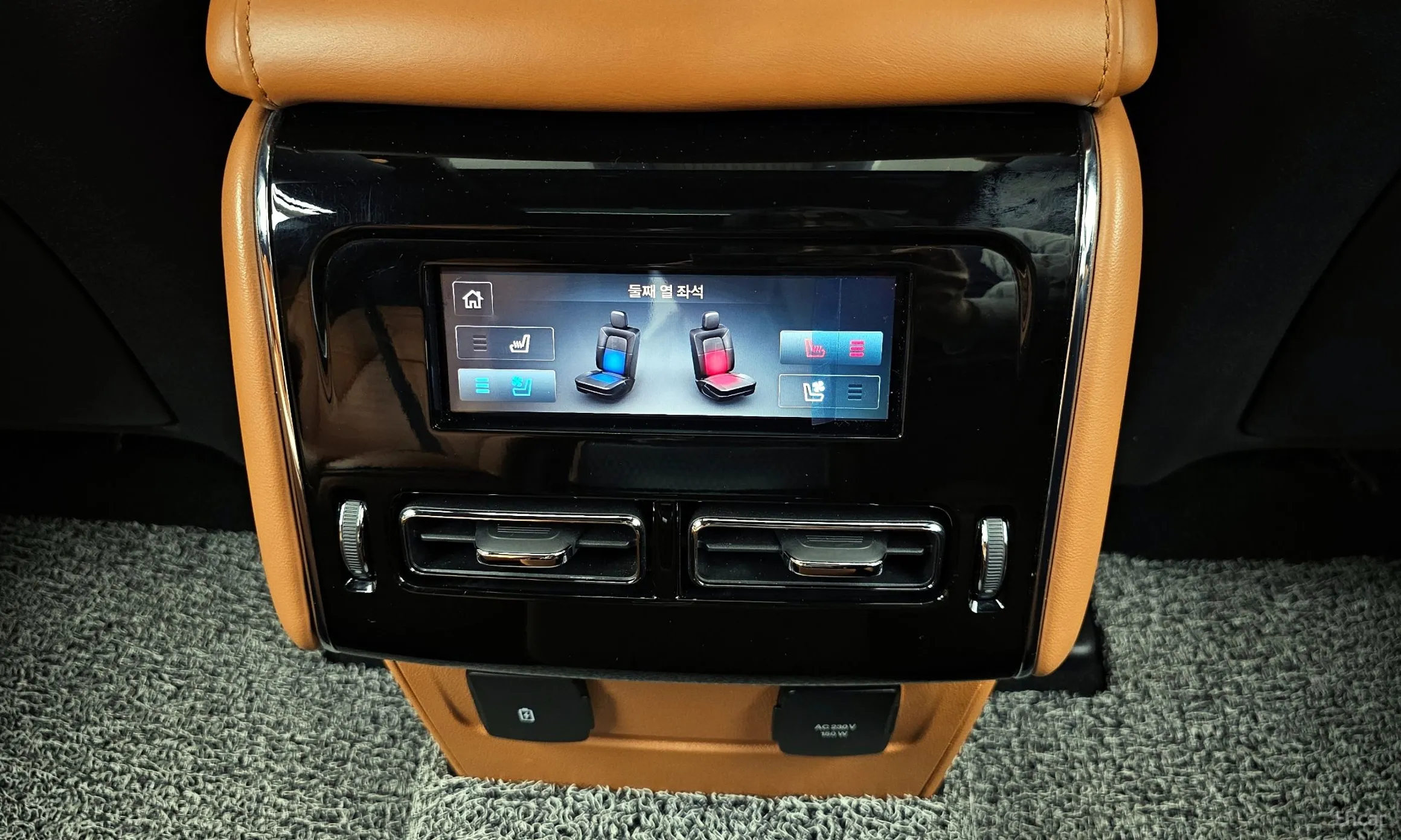 Lincoln Aviator 2nd Generation превью 18