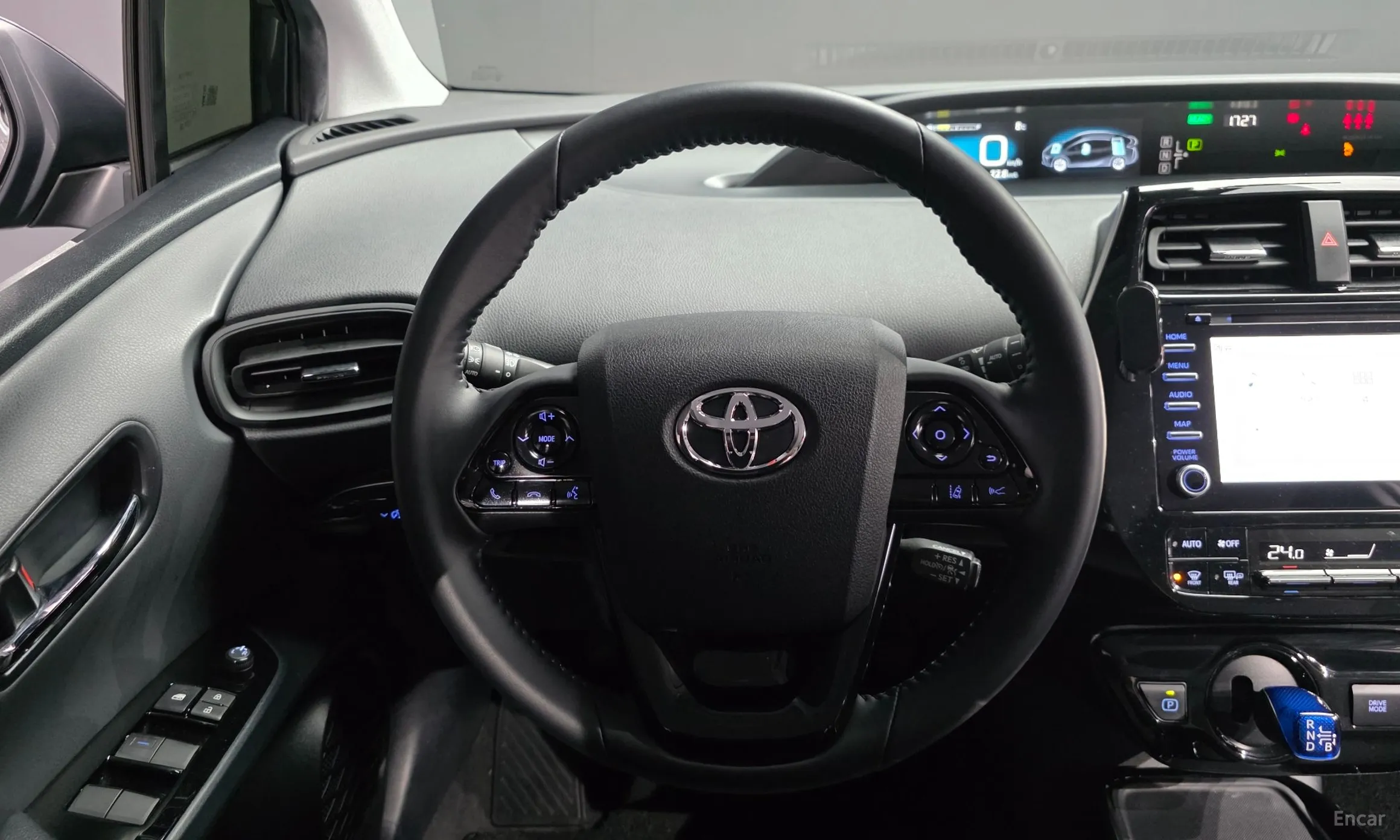 Toyota Prius 4th Generation превью 13