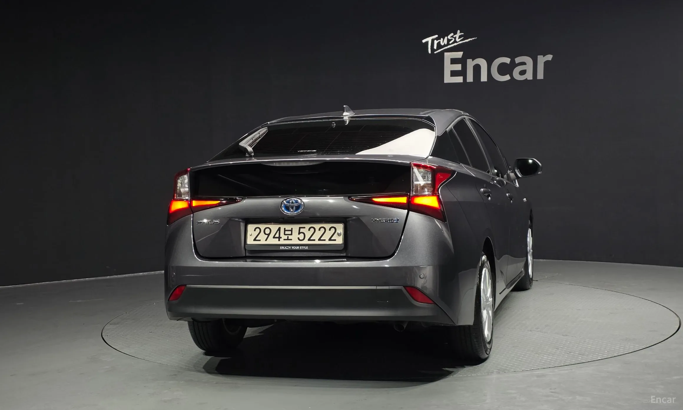 Toyota Prius 4th Generation превью 4