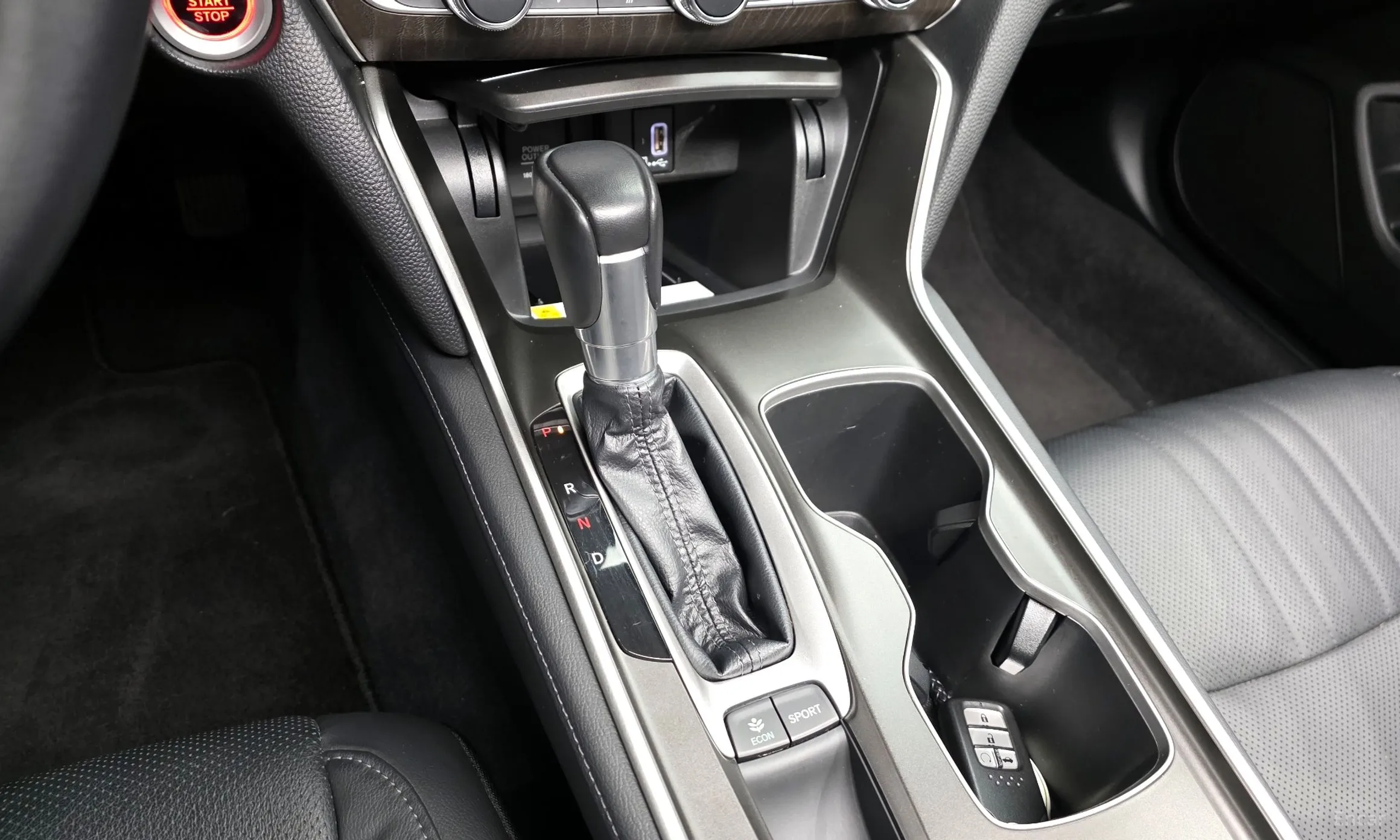 Honda Accord 10th Generation превью 9