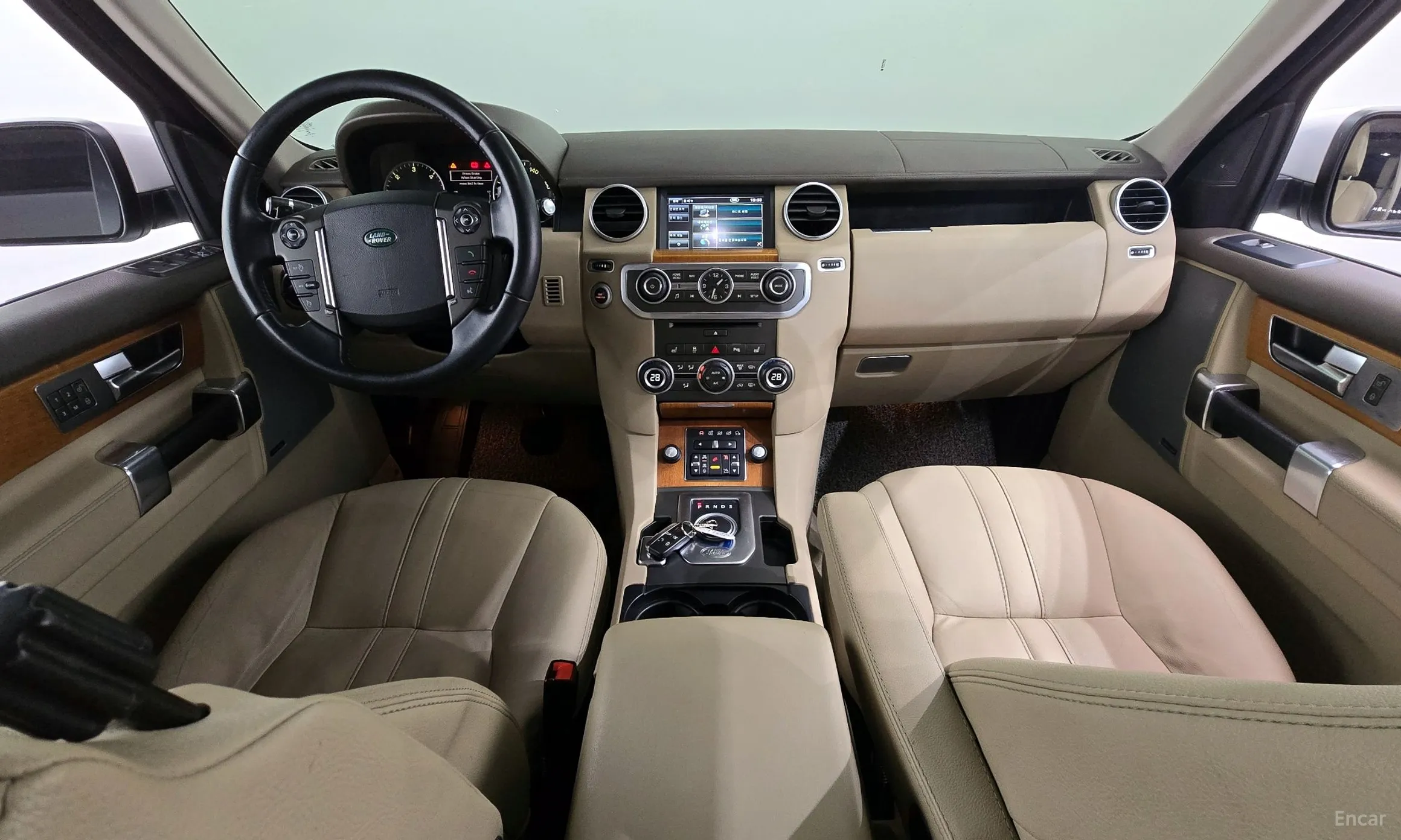 Land Rover Discovery 4 превью 7
