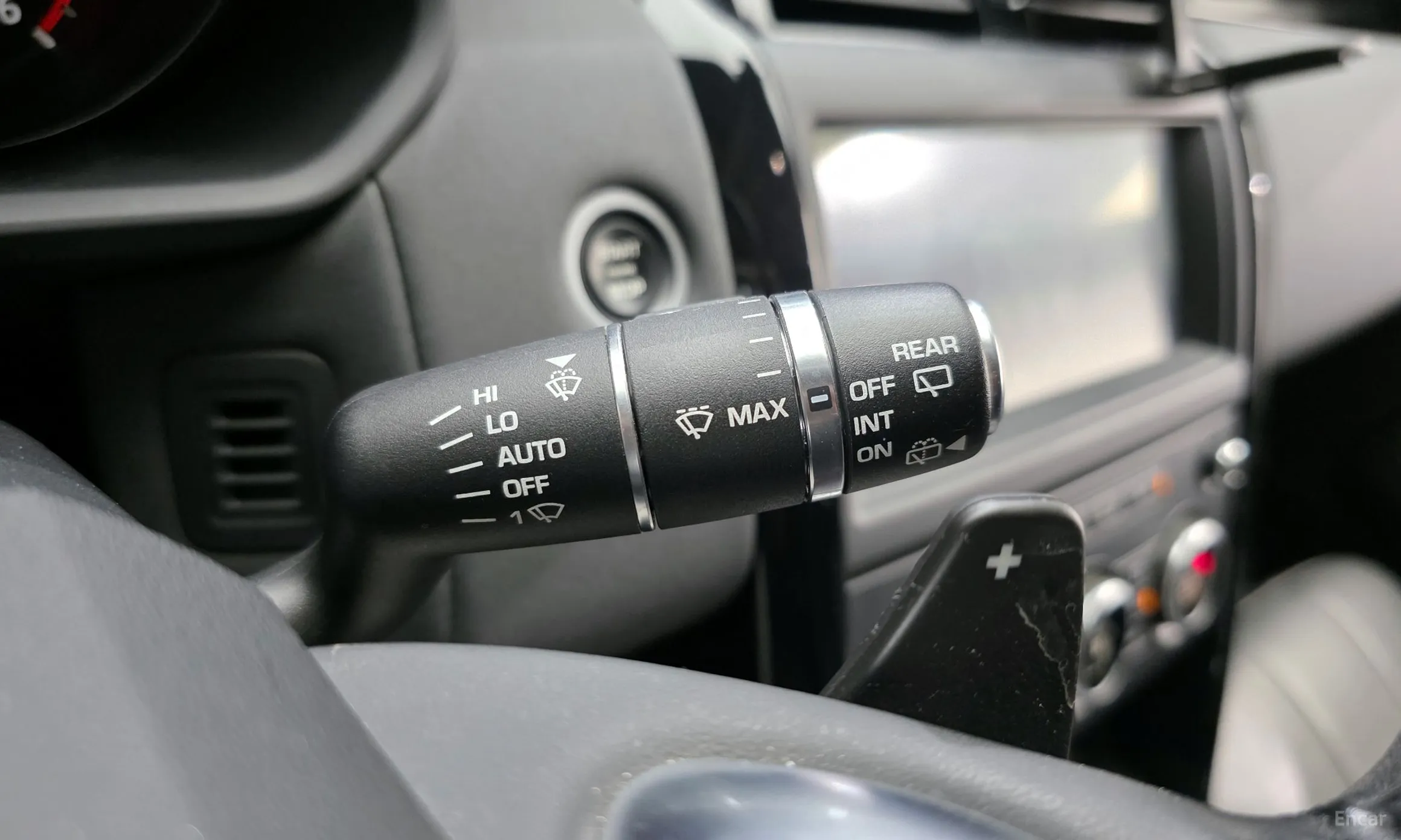 Land Rover Discovery 5 превью 14