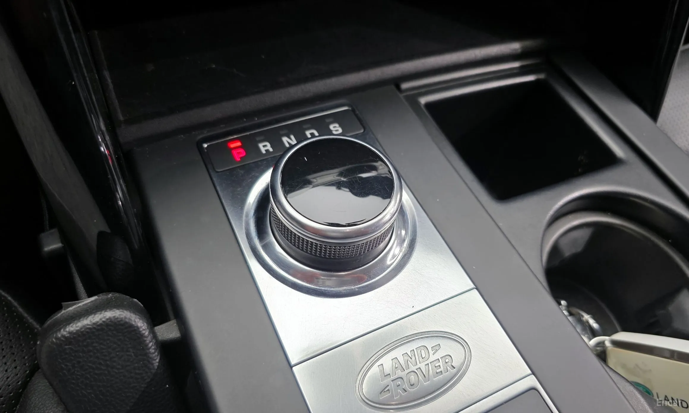 Land Rover Discovery 5 превью 9
