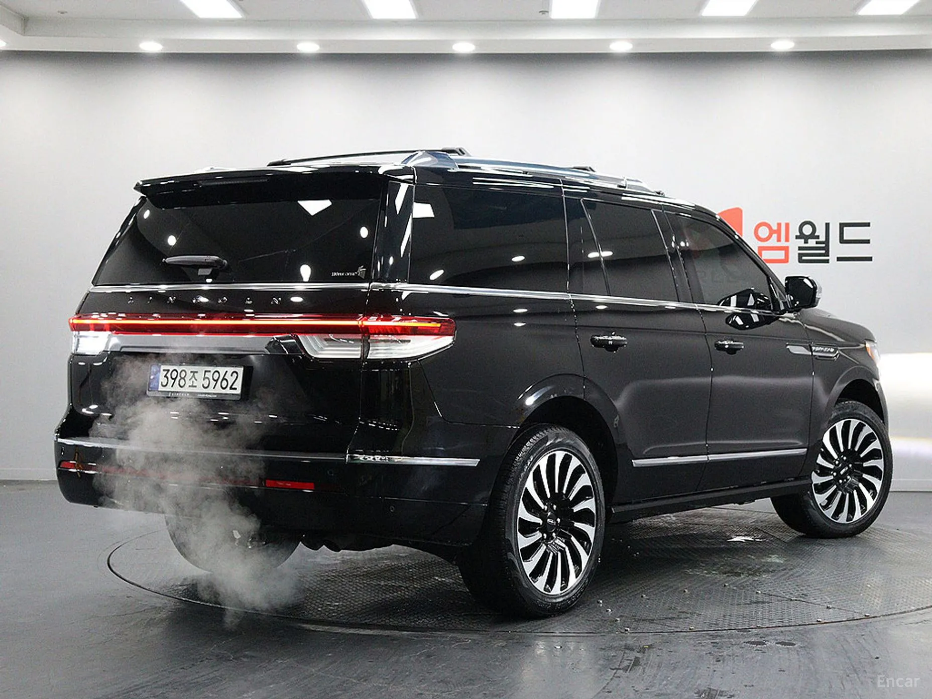 Lincoln Navigator 4th generation превью 4