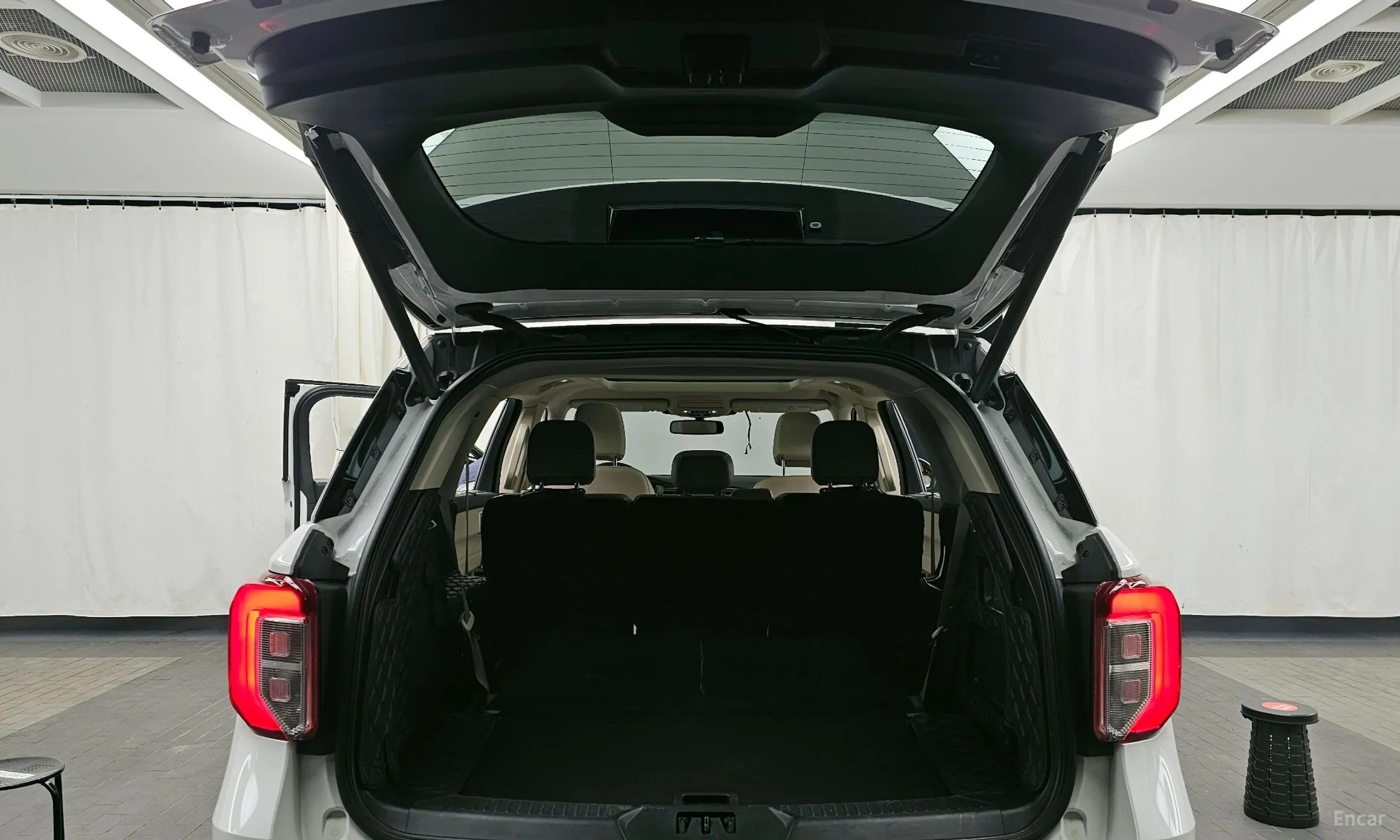 Ford Explorer 6th Generation превью 20