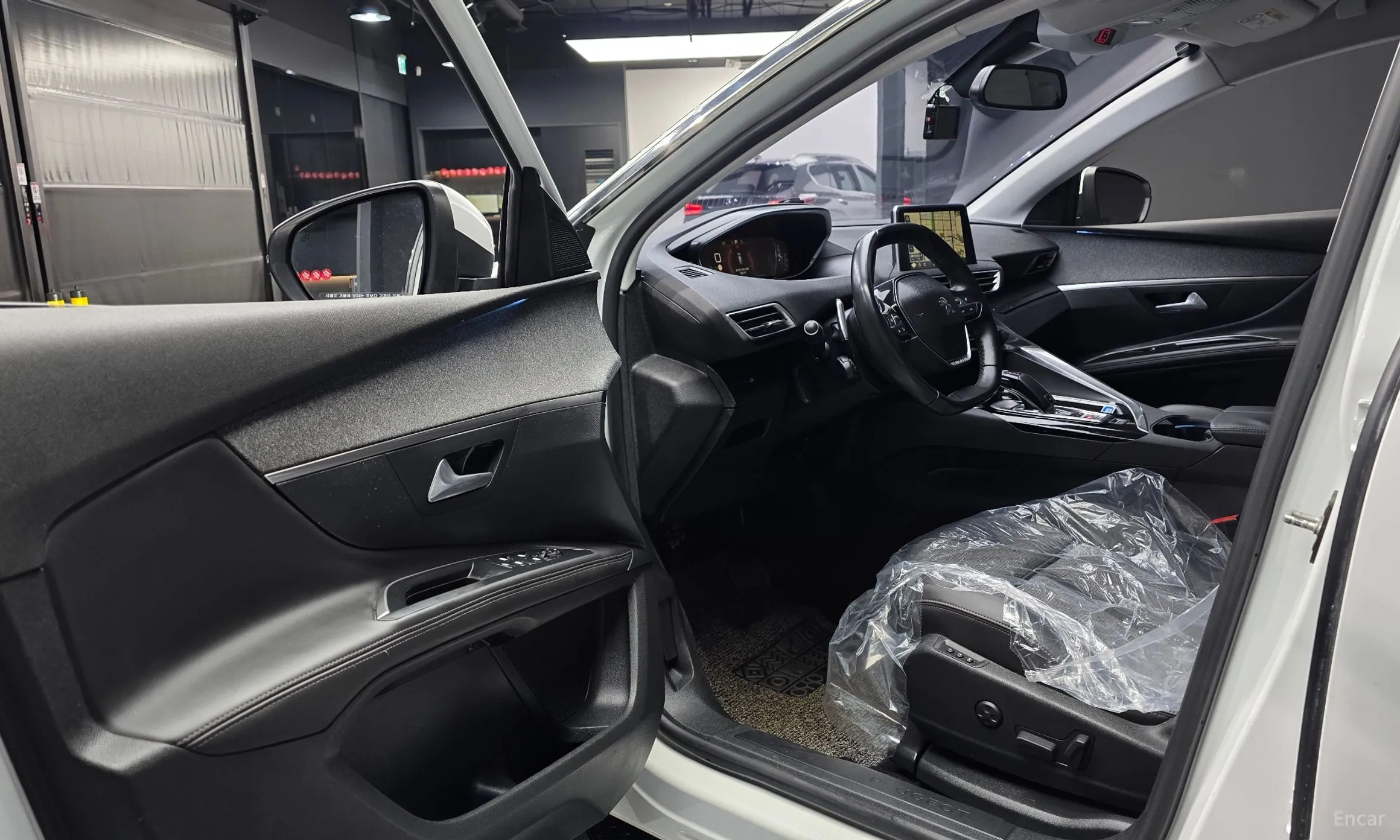 Peugeot 5008 2nd generation превью 10