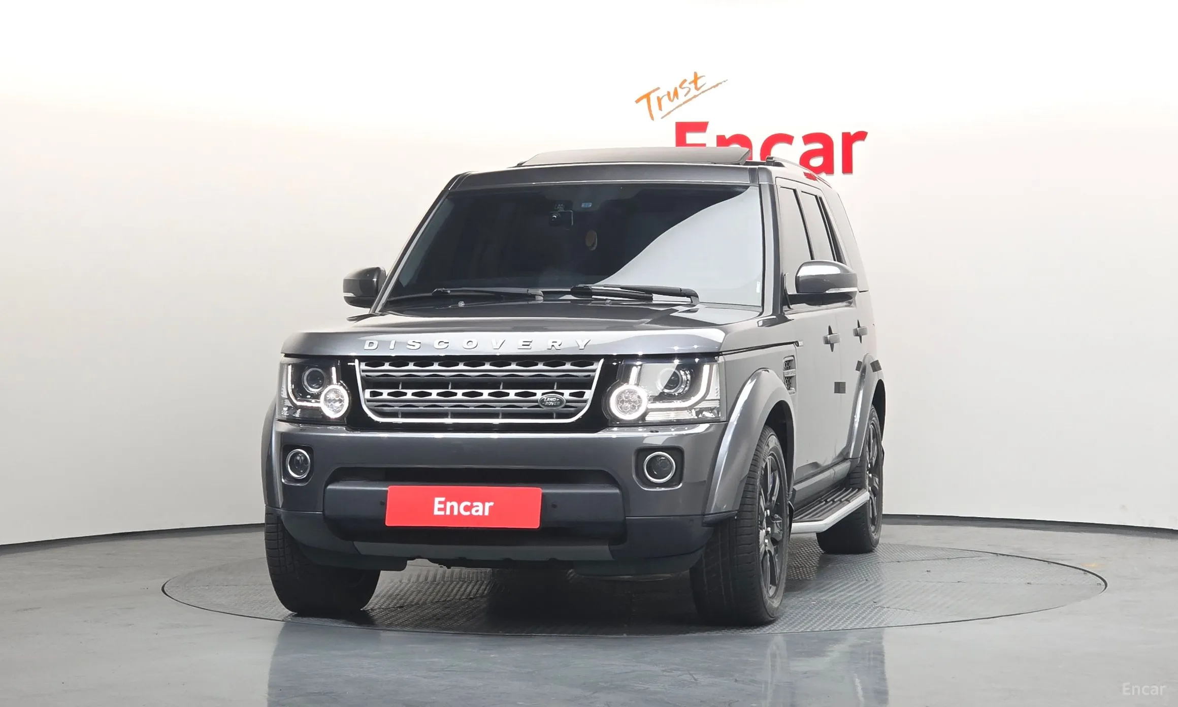 Land Rover Discovery 4 превью 3