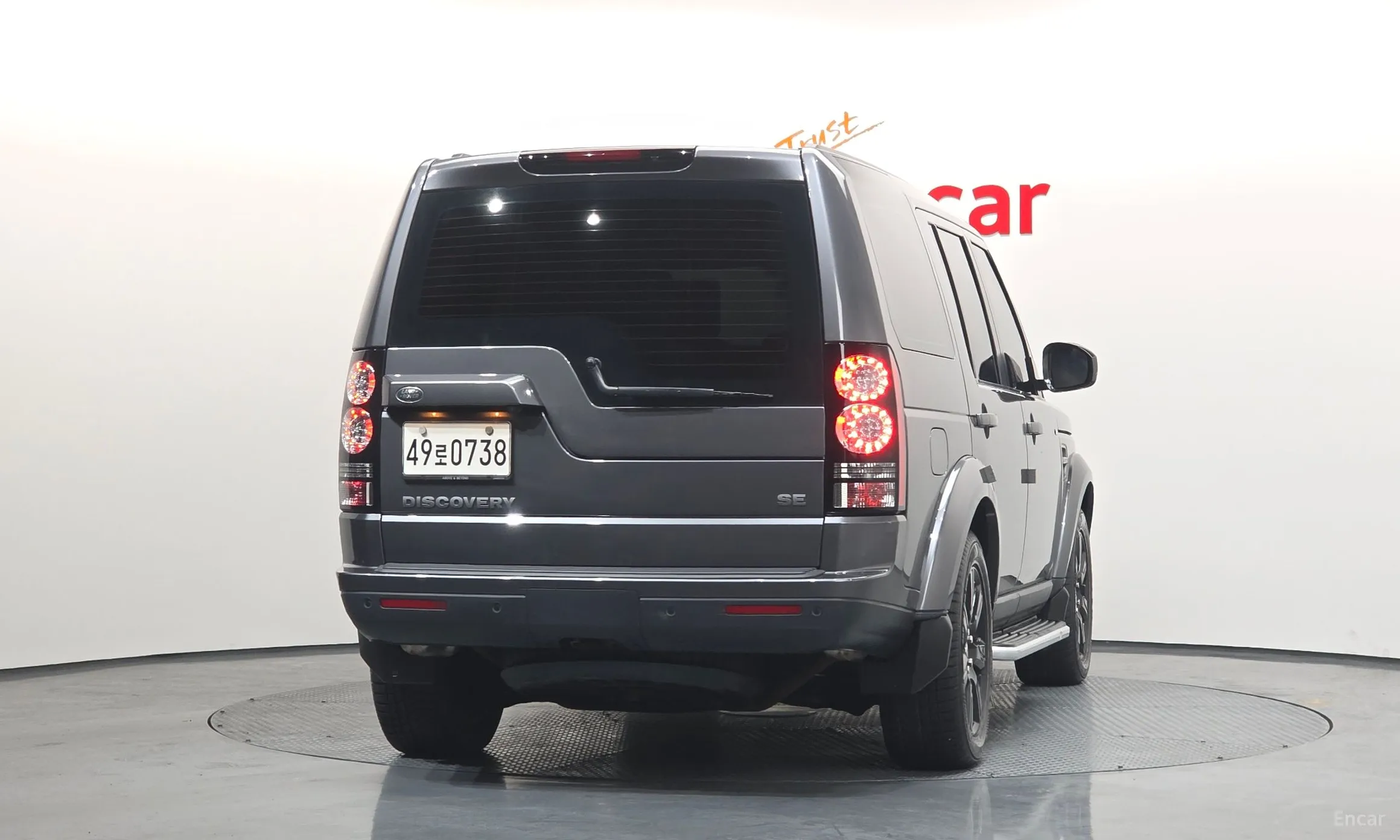 Land Rover Discovery 4 превью 4