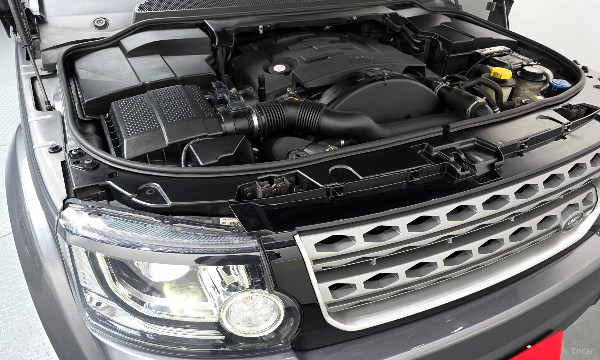 Land Rover Discovery 4 превью 6