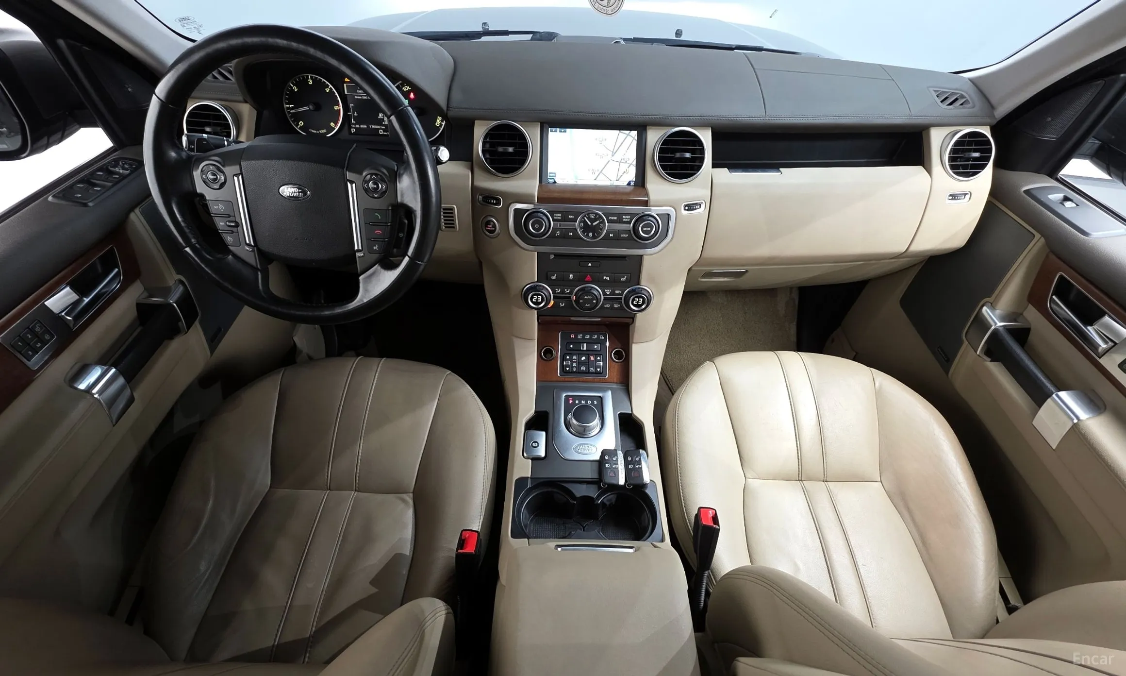 Land Rover Discovery 4 превью 7